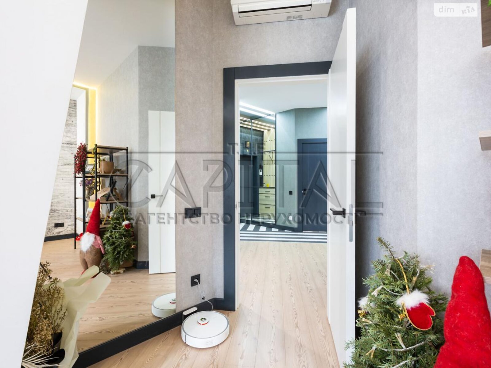 Продажа трехкомнатной квартиры в Киеве, на ул. Саперное Поле 12, район Печерск фото 1 Продажа трехкомнатной квартиры в Киеве, на ул. Саперное Поле 12, район Печерск фото 1