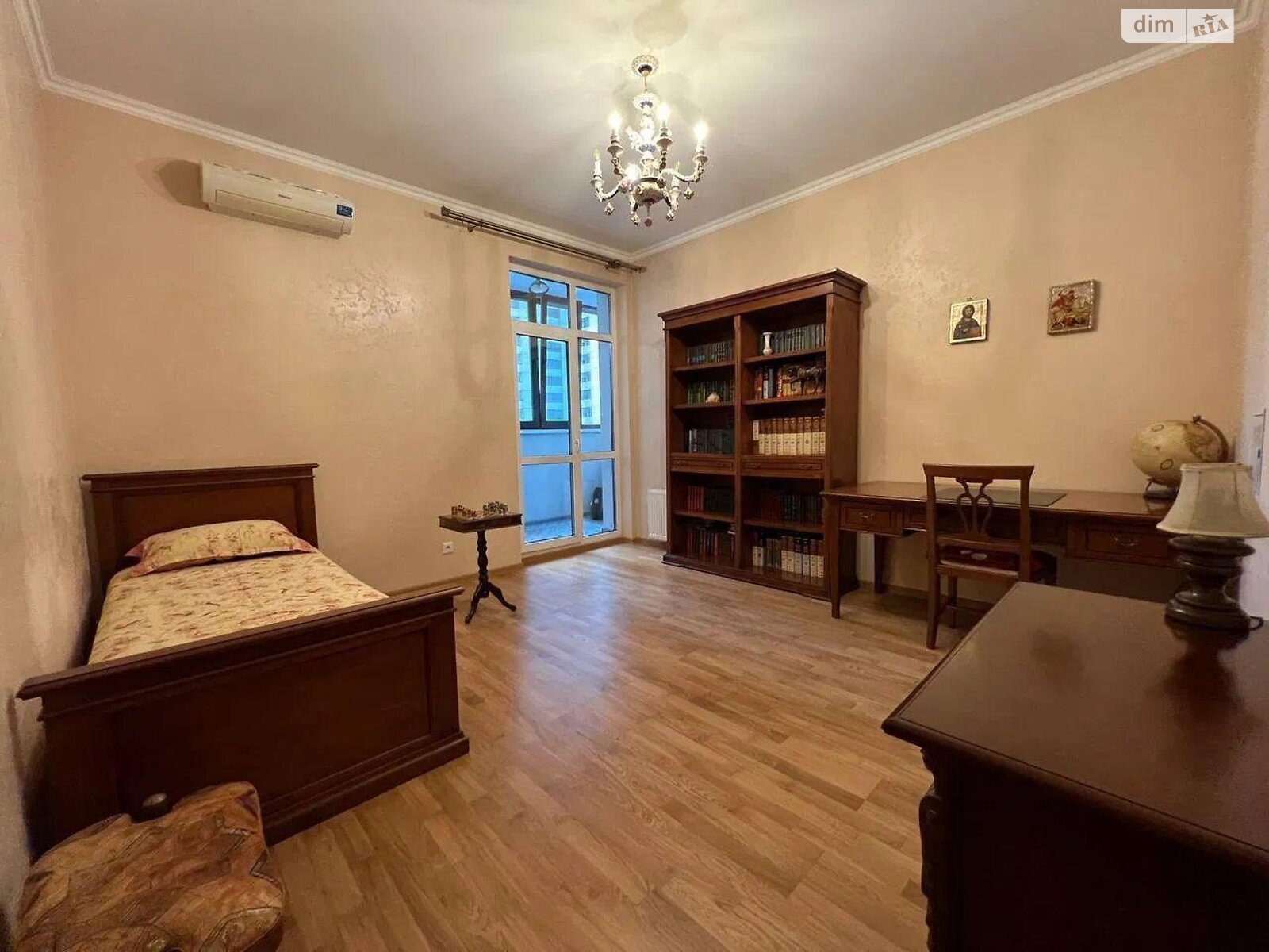 Продаж двокімнатної квартири в Києві, на вул. Коновальця Євгена 44А, район Печерськ фото 1 Продаж двокімнатної квартири в Києві, на вул. Коновальця Євгена 44А, район Печерськ фото 1