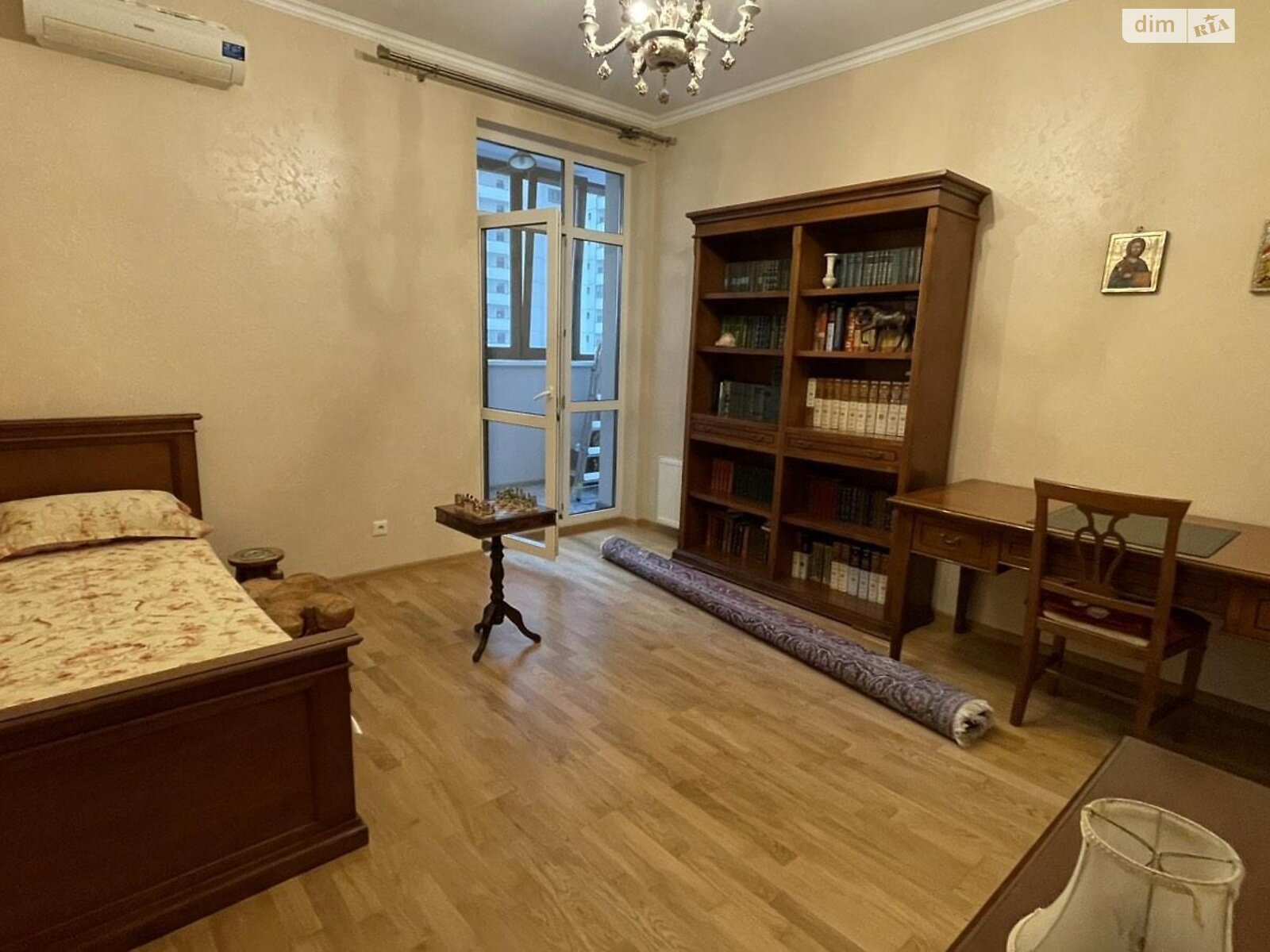 Продаж трикімнатної квартири в Києві, на вул. Коновальця Євгена 44А, район Печерськ фото 3 Продаж трикімнатної квартири в Києві, на вул. Коновальця Євгена 44А, район Печерськ фото 3