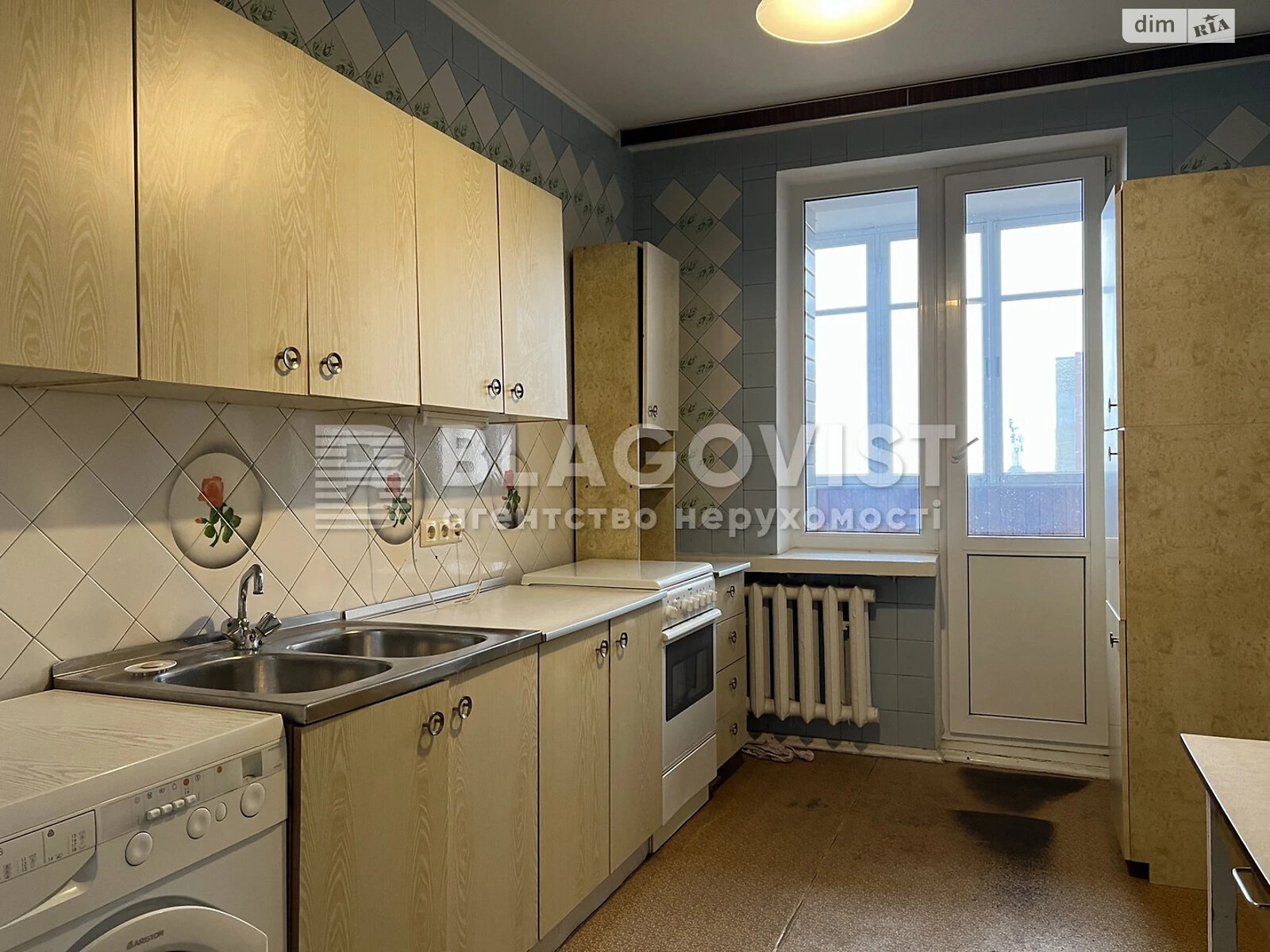 Продажа трехкомнатной квартиры в Киеве, на ул. Старонаводницкая 6А, район Печерск фото 1 Продажа трехкомнатной квартиры в Киеве, на ул. Старонаводницкая 6А, район Печерск фото 1