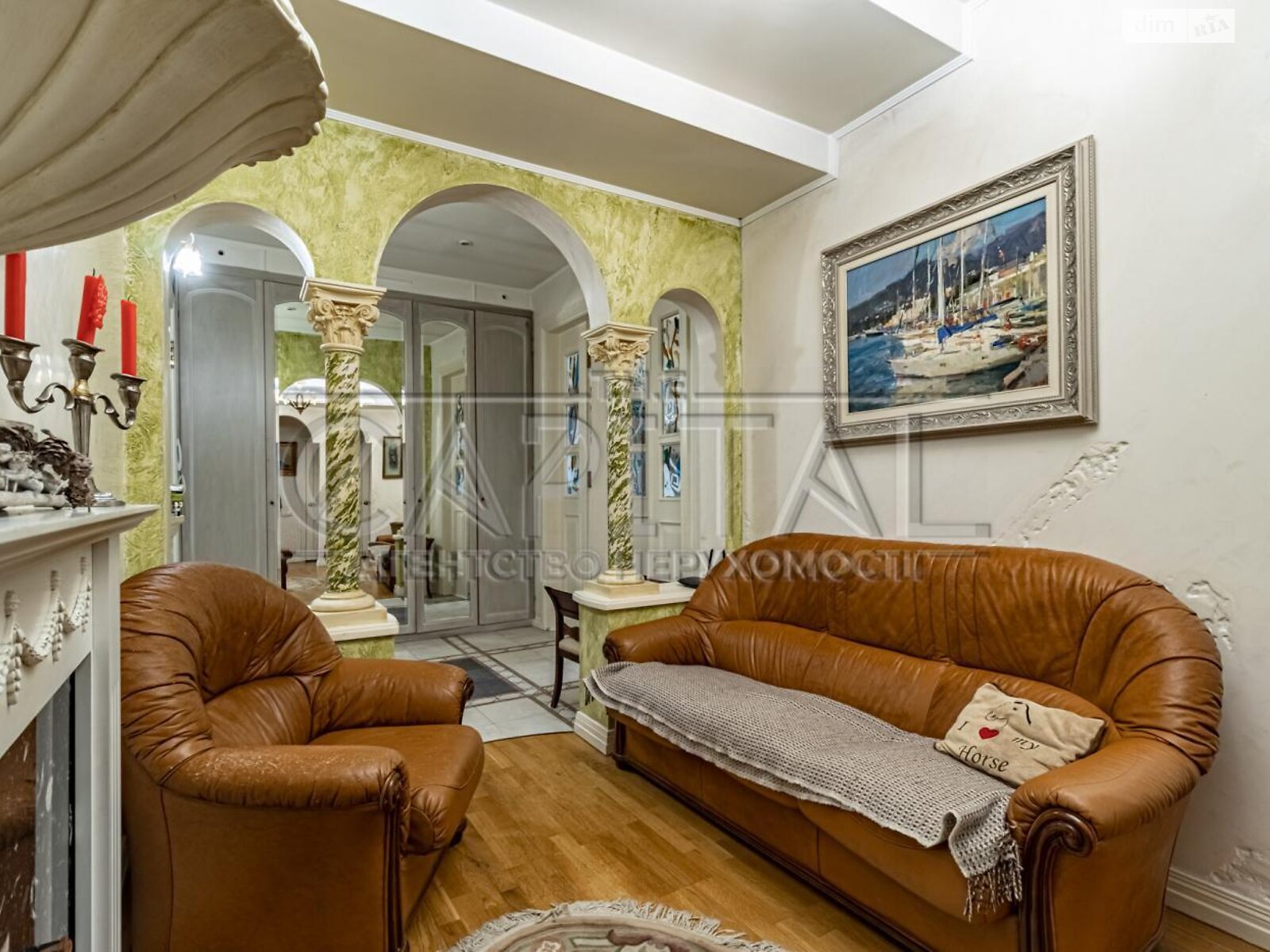 Продажа трехкомнатной квартиры в Киеве, на ул. Цитадельная 6, район Печерск фото 1 Продажа трехкомнатной квартиры в Киеве, на ул. Цитадельная 6, район Печерск фото 1