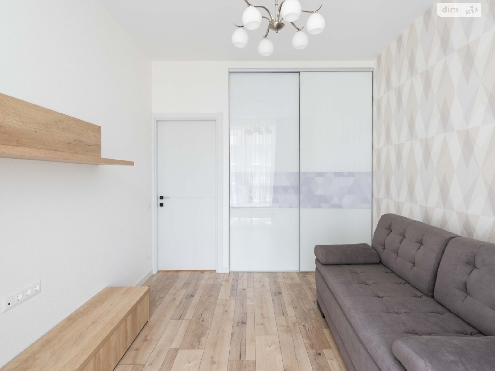 Продаж чотирикімнатної квартири в Києві, на вул. Василя Тютюнника 53, район Печерськ фото 1 Продаж чотирикімнатної квартири в Києві, на вул. Василя Тютюнника 53, район Печерськ фото 1