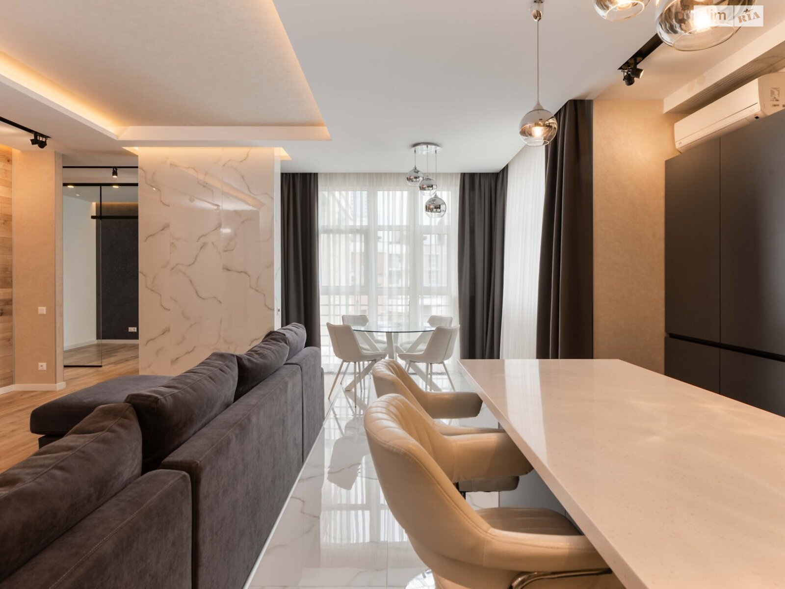 Продаж чотирикімнатної квартири в Києві, на вул. Василя Тютюнника 53, район Печерськ фото 1 Продаж чотирикімнатної квартири в Києві, на вул. Василя Тютюнника 53, район Печерськ фото 1