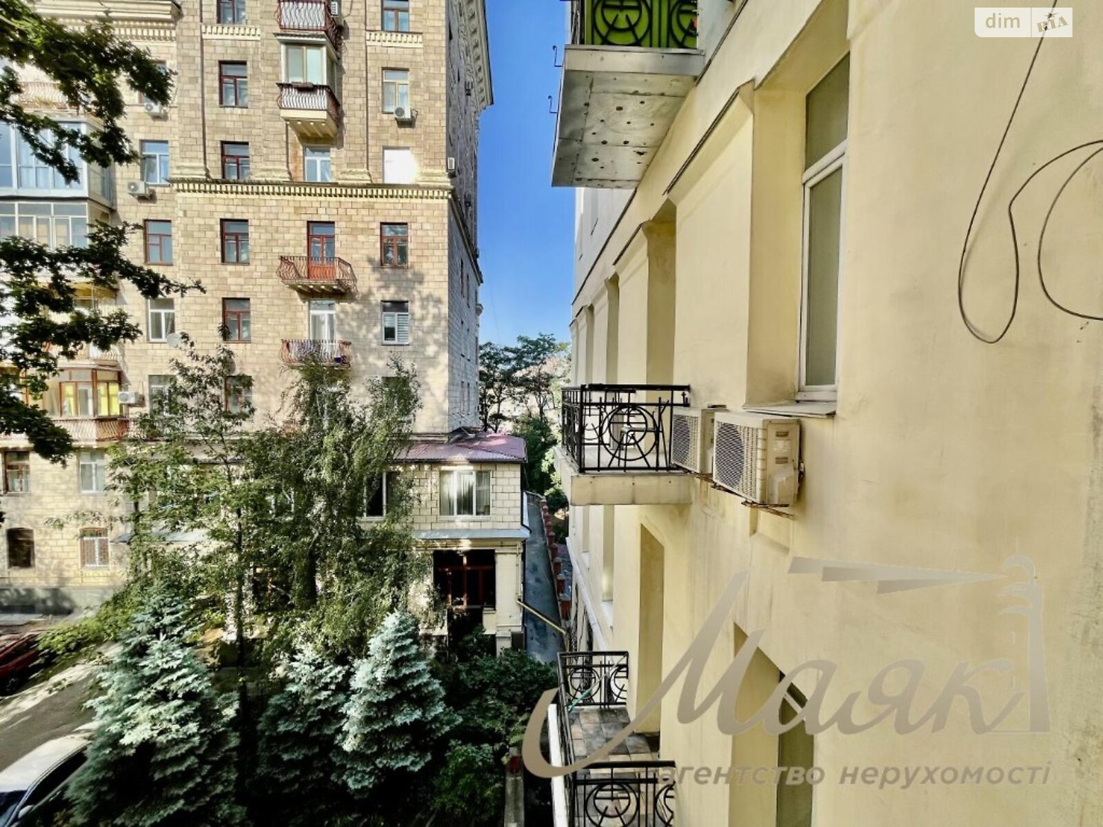 Продажа однокомнатной квартиры в Киеве, на ул. Заньковецкой 6, район Печерск фото 1 Продажа однокомнатной квартиры в Киеве, на ул. Заньковецкой 6, район Печерск фото 1
