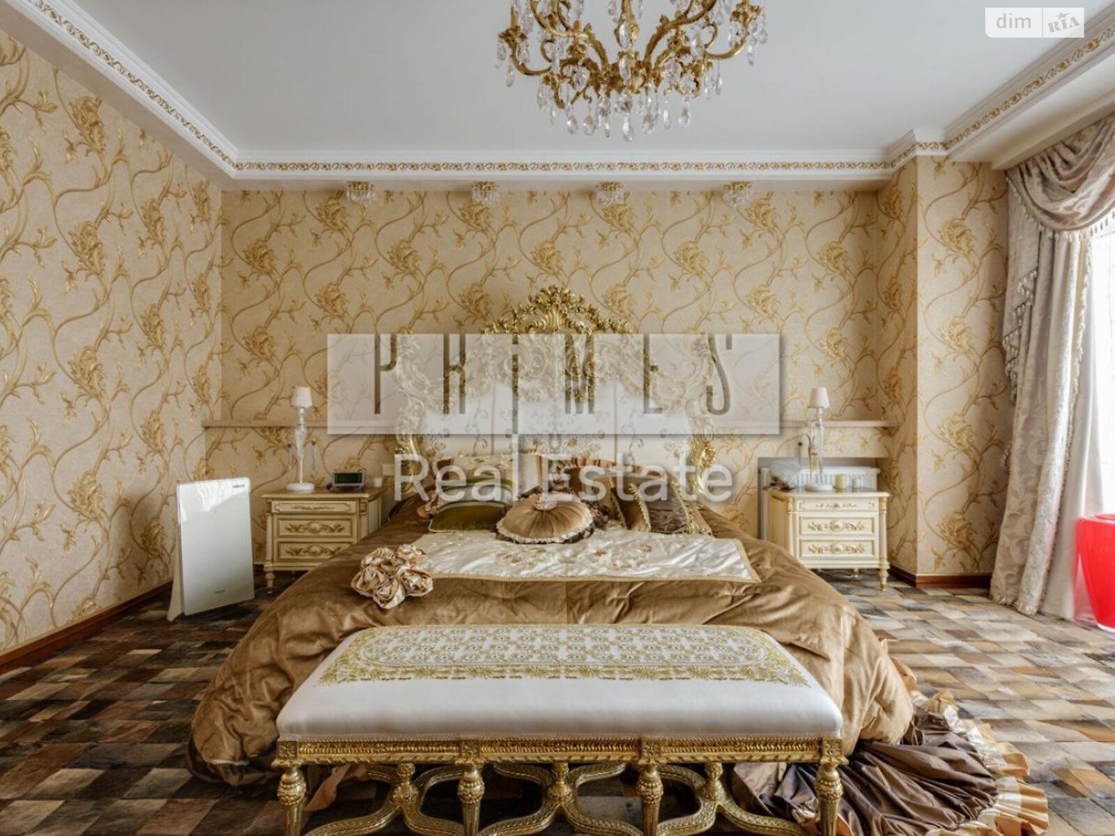 Продаж семикімнатної квартири в Києві, на вул. Звіринецька 59, район Печерськ фото 1 Продаж семикімнатної квартири в Києві, на вул. Звіринецька 59, район Печерськ фото 1