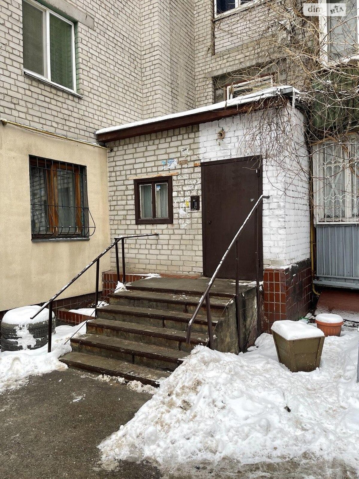 Продажа однокомнатной квартиры в Киеве, на пер. Лабораторный 26, район Печерский фото 1