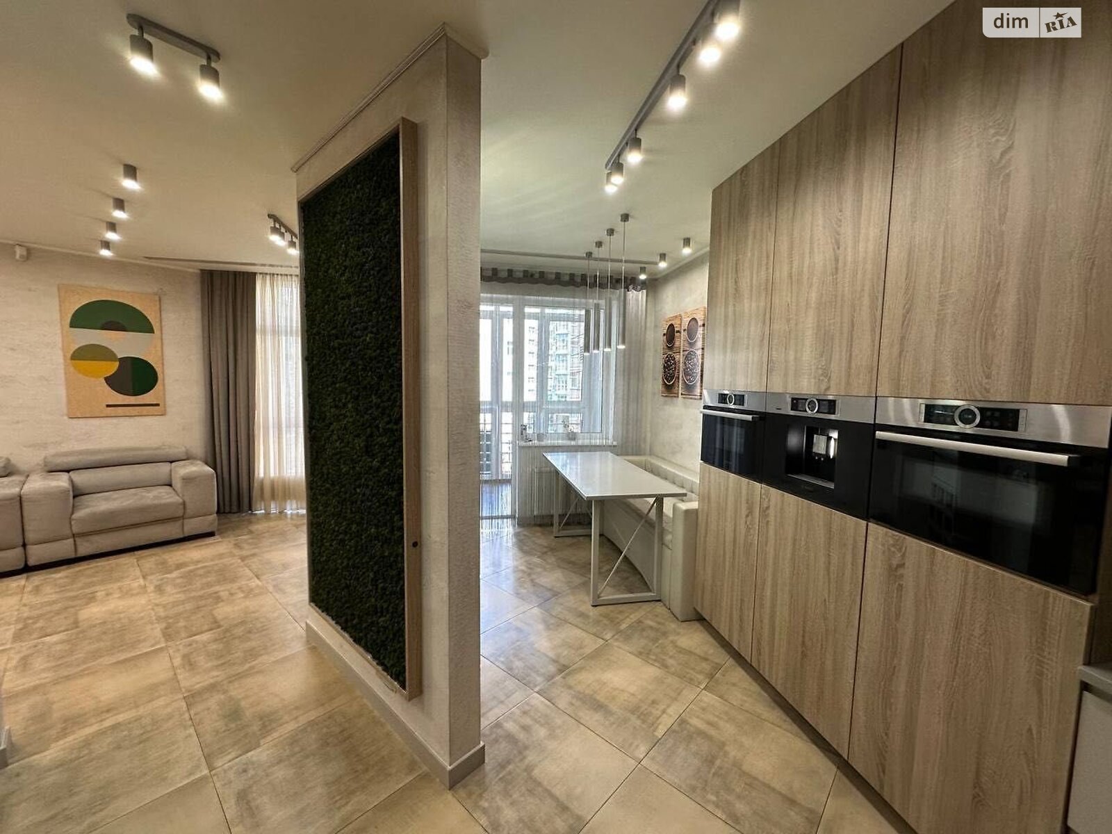 Продажа трехкомнатной квартиры в Киеве, на пер. Академика Филатова 2/1, район Печерский фото 1