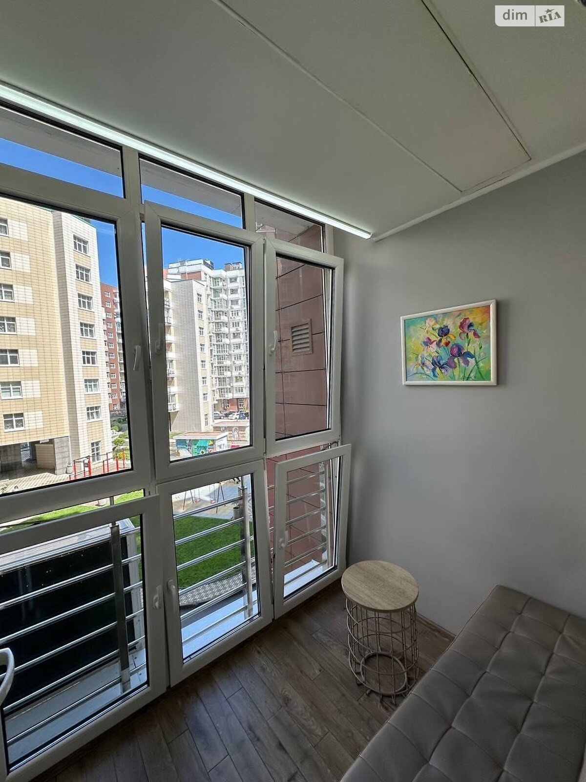 Продажа трехкомнатной квартиры в Киеве, на пер. Академика Филатова 2/1, район Печерский фото 1