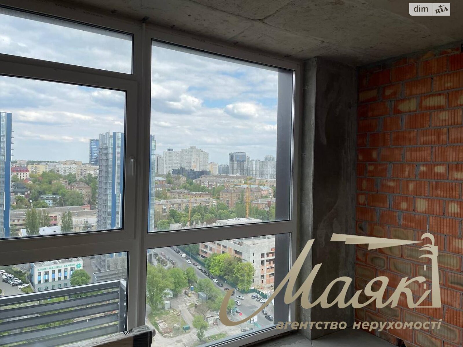 Продажа трехкомнатной квартиры в Киеве, на ул. Маккейна Джона 3А, район Печерский фото 1