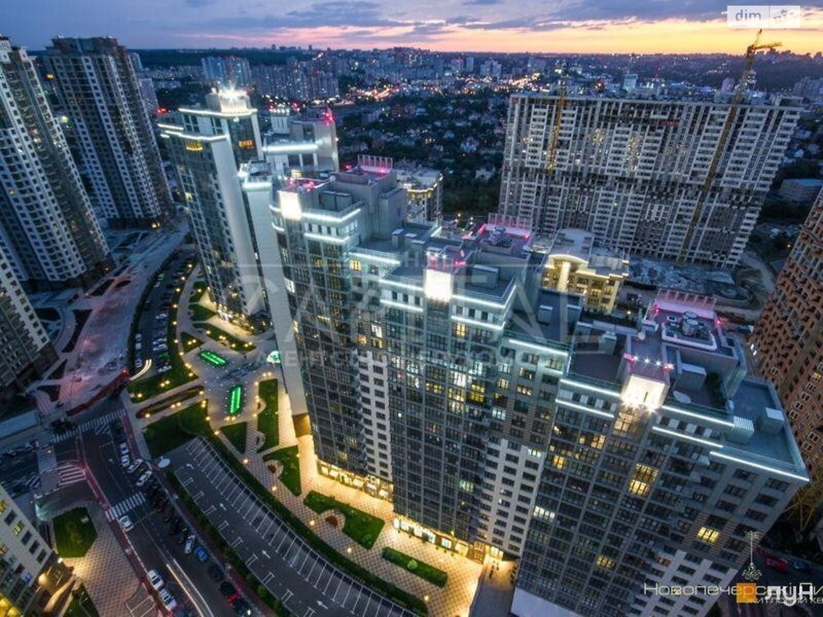 Продажа трехкомнатной квартиры в Киеве, на ул. Андрея Верхогляда, район Печерский фото 1 Продажа трехкомнатной квартиры в Киеве, на ул. Андрея Верхогляда, район Печерский фото 1