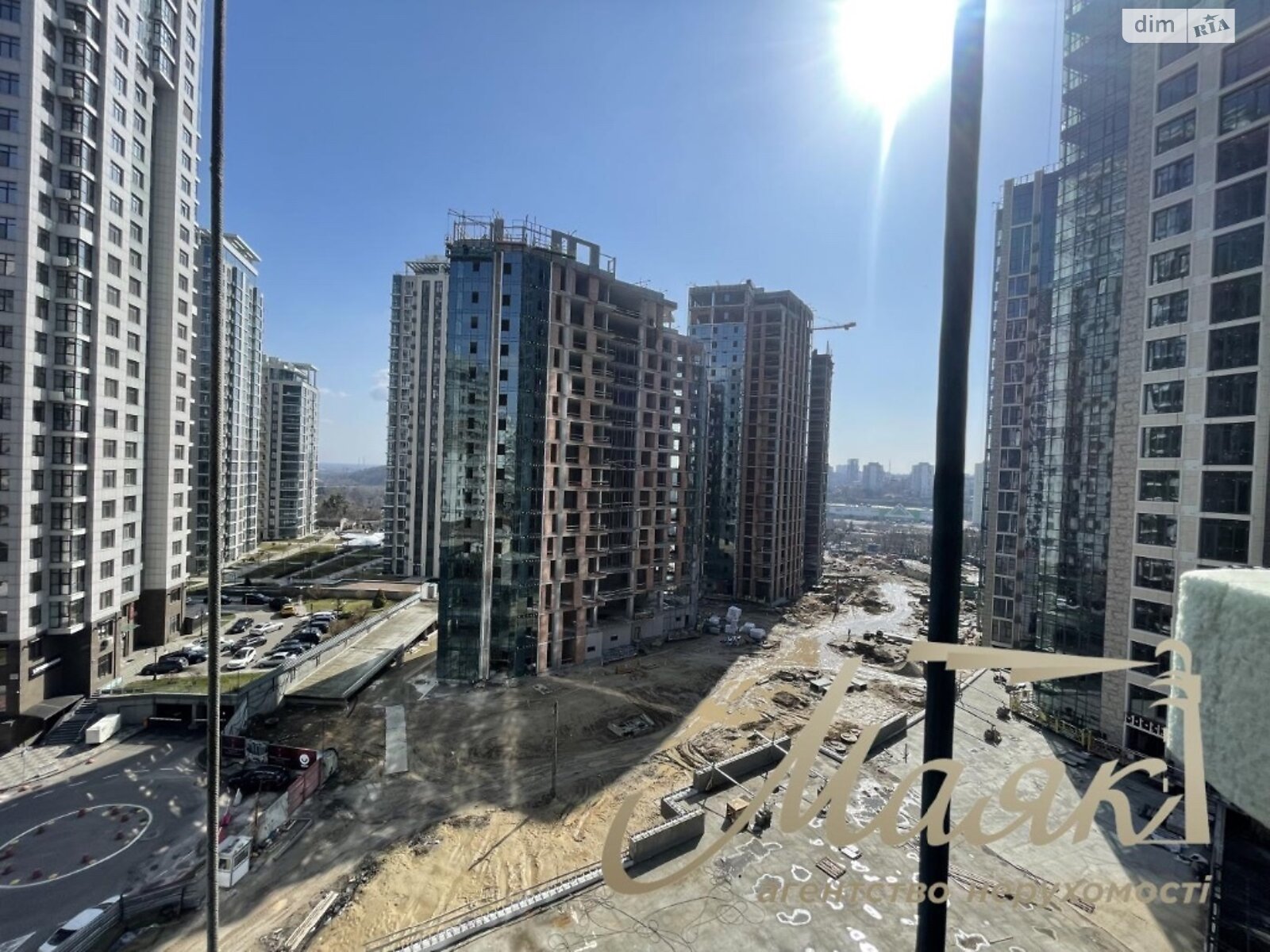 Продаж трикімнатної квартири в Києві, на вул. Андрія Верхогляда 7, район Печерський фото 1 Продаж трикімнатної квартири в Києві, на вул. Андрія Верхогляда 7, район Печерський фото 1