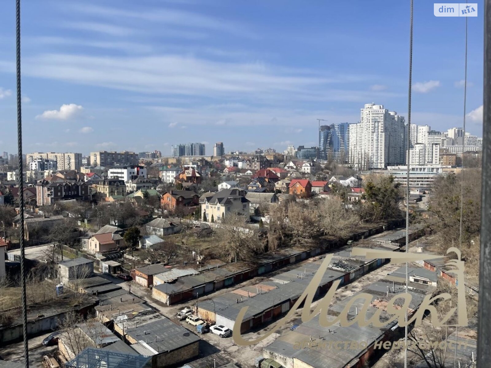 Продаж трикімнатної квартири в Києві, на вул. Андрія Верхогляда 7, район Печерський фото 1 Продаж трикімнатної квартири в Києві, на вул. Андрія Верхогляда 7, район Печерський фото 1