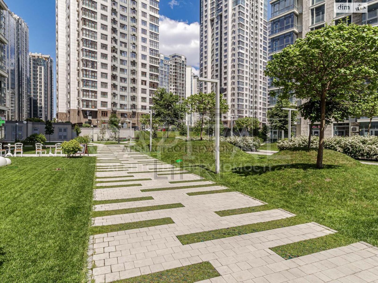 Продажа трехкомнатной квартиры в Киеве, на ул. Андрея Верхогляда 19А, район Печерский фото 1 Продажа трехкомнатной квартиры в Киеве, на ул. Андрея Верхогляда 19А, район Печерский фото 1