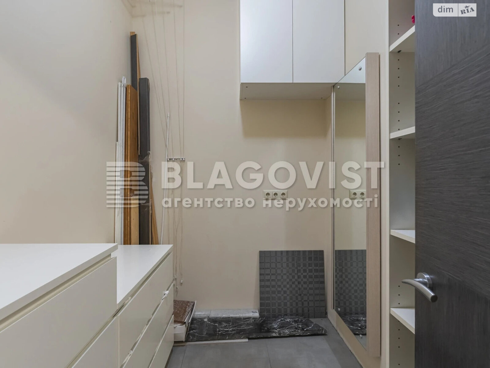 Продажа четырехкомнатной квартиры в Киеве, на ул. Андрея Верхогляда 14, район Печерский фото 1 Продажа четырехкомнатной квартиры в Киеве, на ул. Андрея Верхогляда 14, район Печерский фото 1