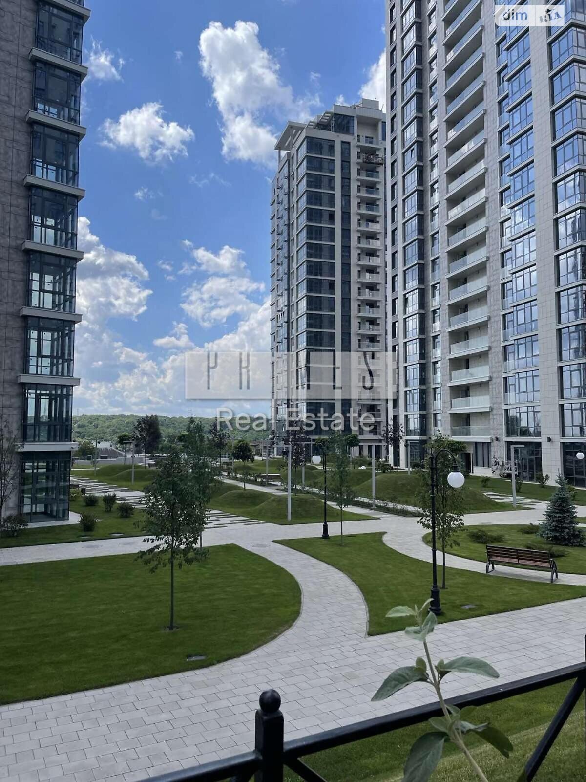 Продажа четырехкомнатной квартиры в Киеве, на ул. Андрея Верхогляда 1-20, район Печерский фото 1 Продажа четырехкомнатной квартиры в Киеве, на ул. Андрея Верхогляда 1-20, район Печерский фото 1