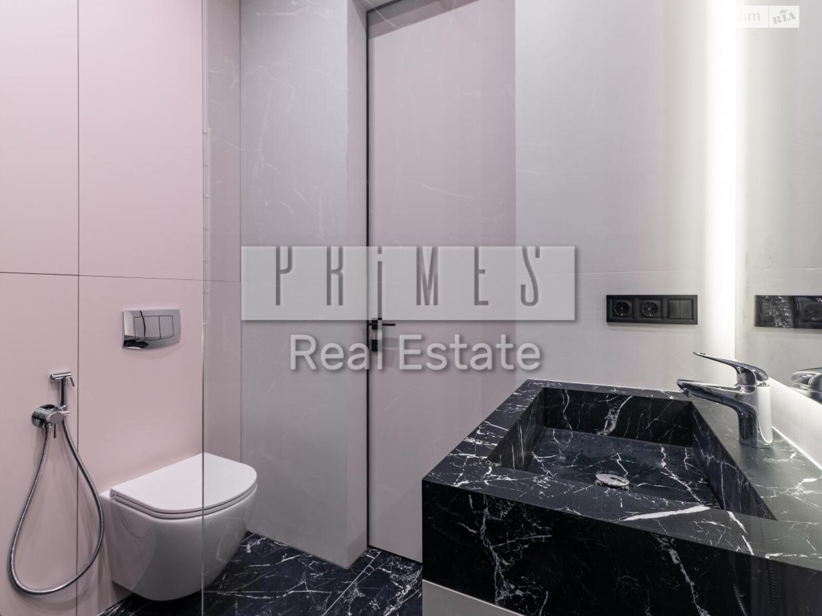 Продажа двухкомнатной квартиры в Киеве, на ул. Андрея Верхогляда 18А, район Печерский фото 1 Продажа двухкомнатной квартиры в Киеве, на ул. Андрея Верхогляда 18А, район Печерский фото 1