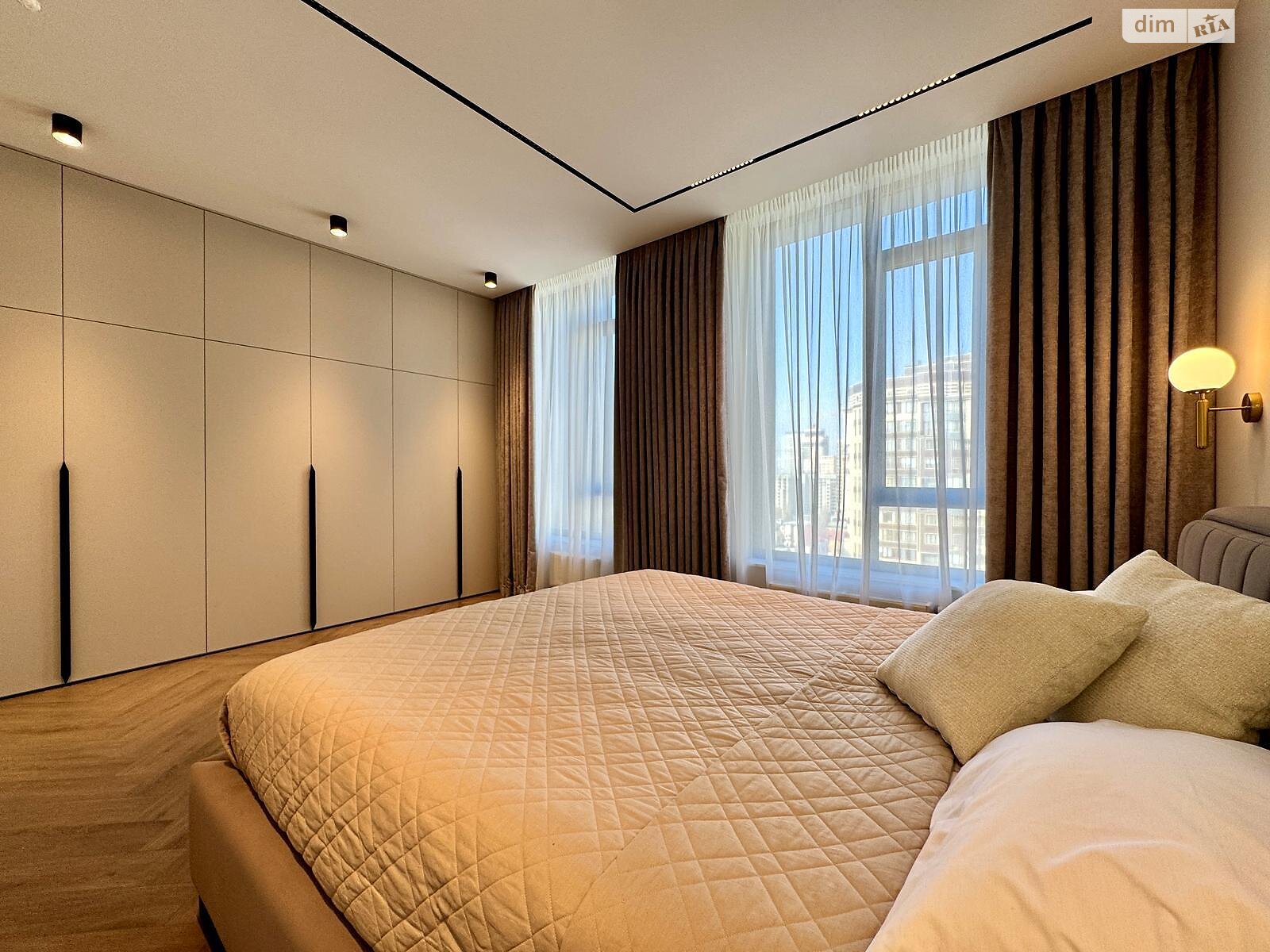 Продажа трехкомнатной квартиры в Киеве, на ул. Василия Тютюнника 39/2, район Печерский фото 1 Продажа трехкомнатной квартиры в Киеве, на ул. Василия Тютюнника 39/2, район Печерский фото 1