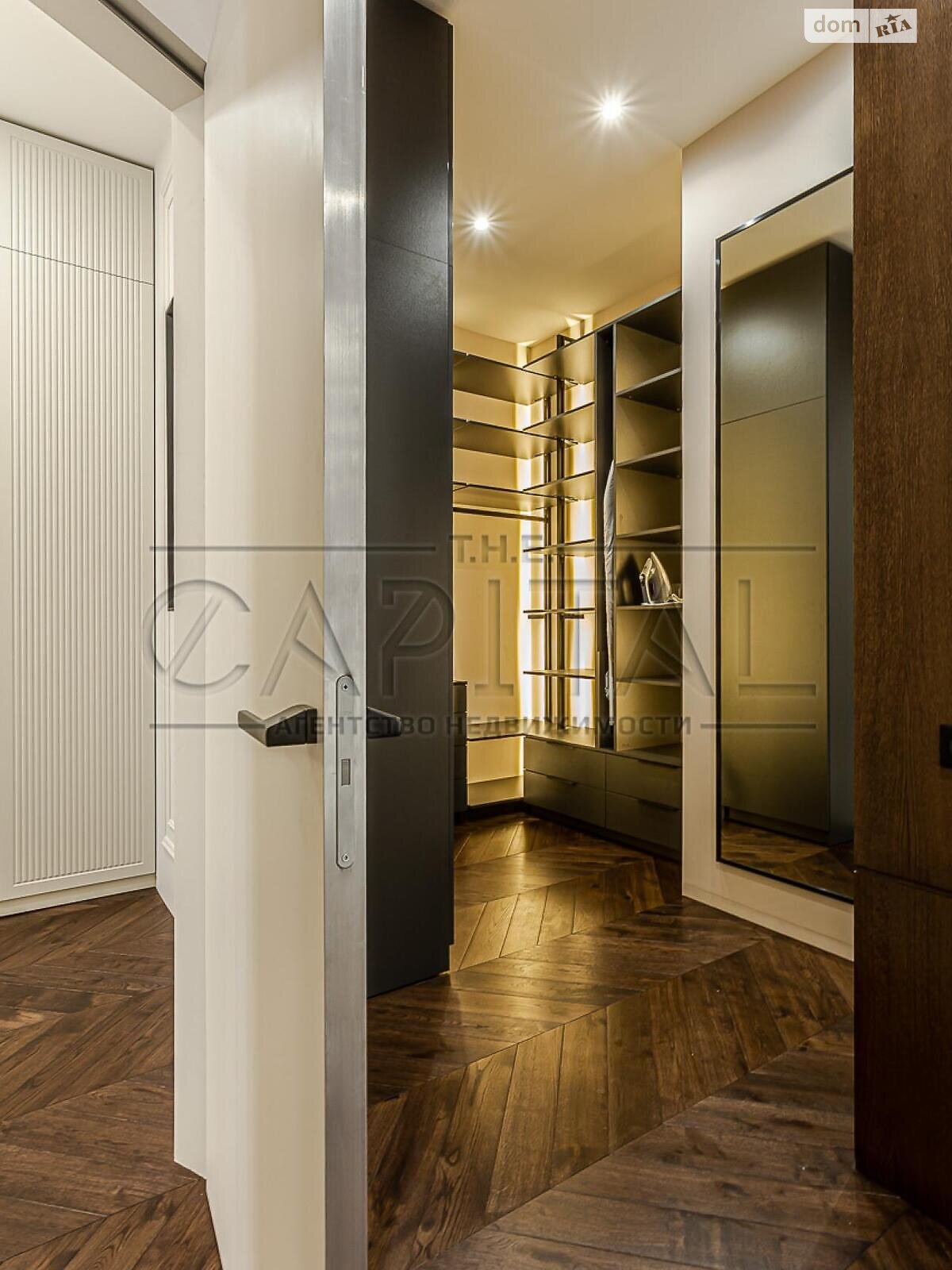Продажа трехкомнатной квартиры в Киеве, на ул. Антоновича 44, район Печерский фото 1 Продажа трехкомнатной квартиры в Киеве, на ул. Антоновича 44, район Печерский фото 1