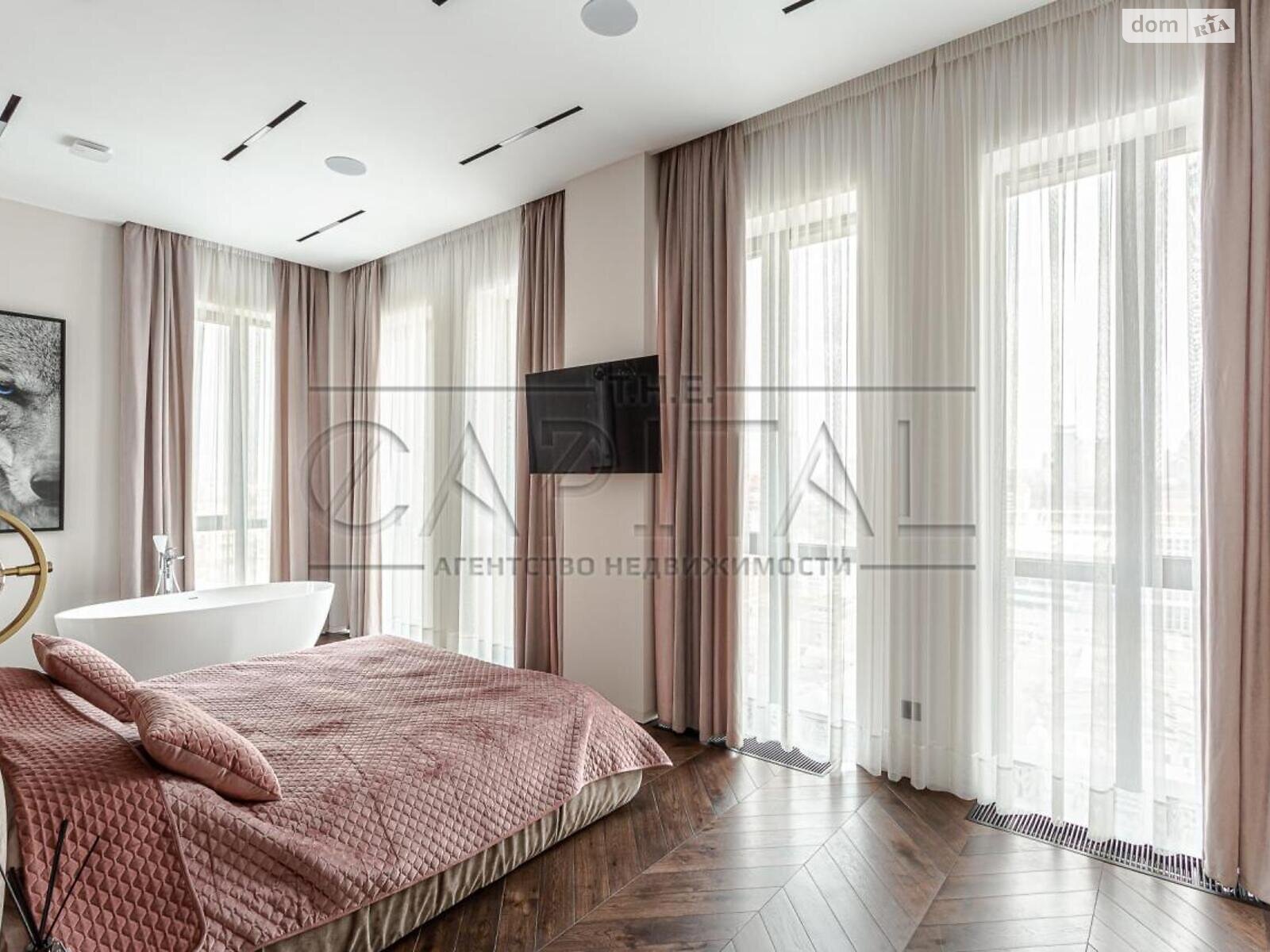Продажа трехкомнатной квартиры в Киеве, на ул. Антоновича 44, район Печерский фото 1 Продажа трехкомнатной квартиры в Киеве, на ул. Антоновича 44, район Печерский фото 1