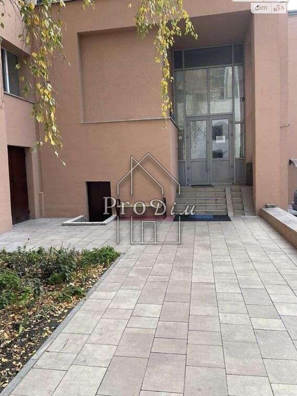 Продаж трикімнатної квартири в Києві, на вул. Антоновича 122, район Голосіївський фото 1 Продаж трикімнатної квартири в Києві, на вул. Антоновича 122, район Голосіївський фото 1