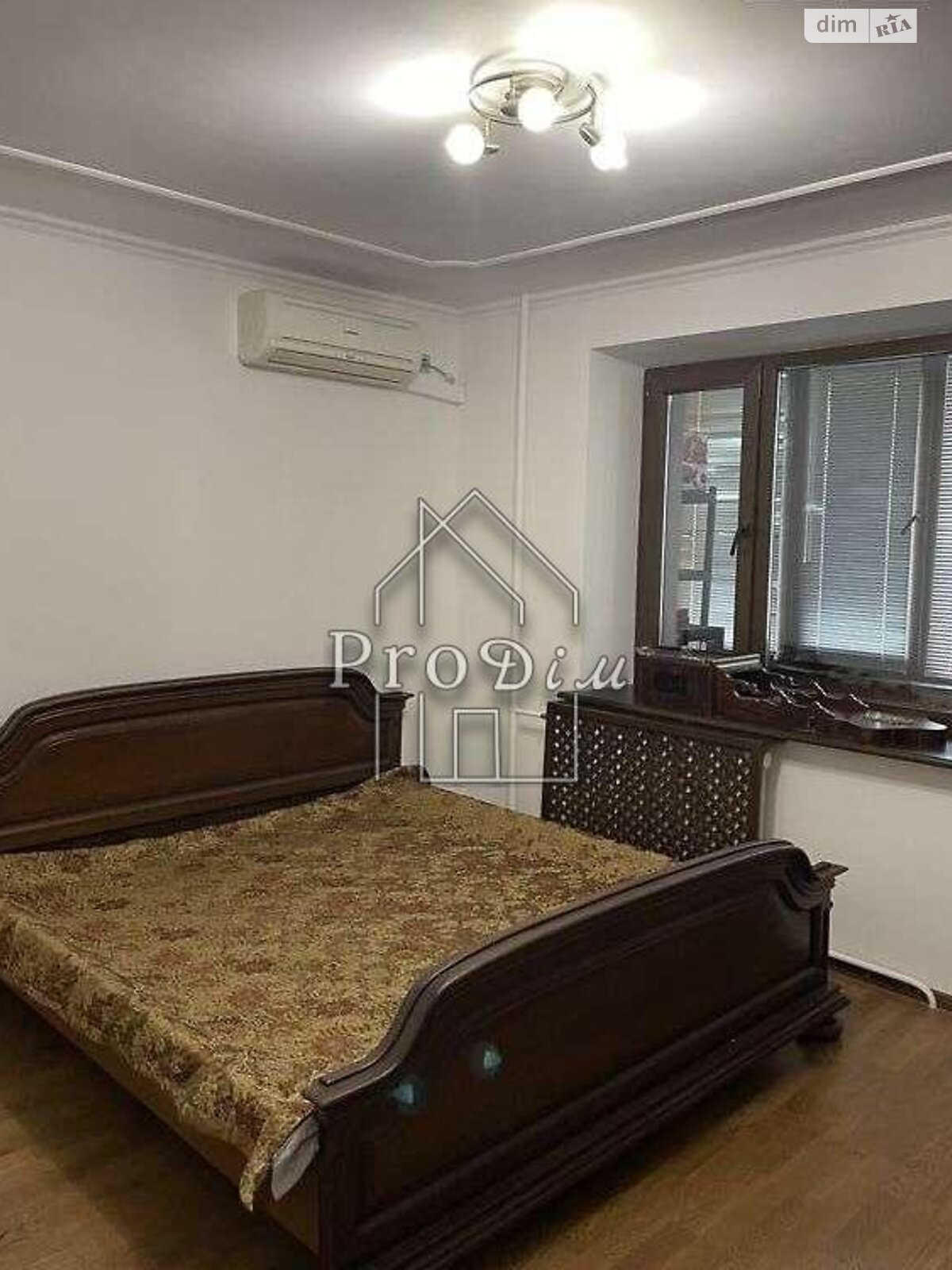 Продаж трикімнатної квартири в Києві, на вул. Антоновича 122, район Голосіївський фото 1 Продаж трикімнатної квартири в Києві, на вул. Антоновича 122, район Голосіївський фото 1
