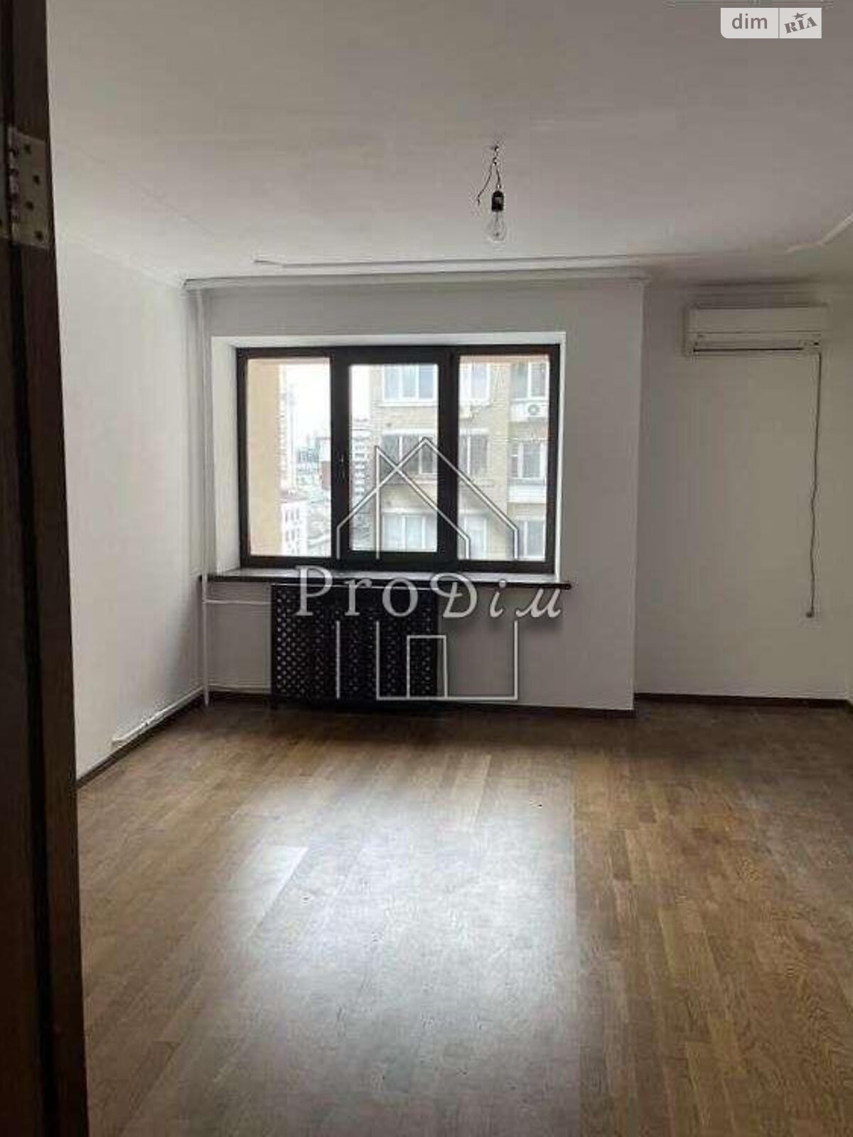 Продаж трикімнатної квартири в Києві, на вул. Антоновича 122, район Голосіївський фото 1 Продаж трикімнатної квартири в Києві, на вул. Антоновича 122, район Голосіївський фото 1