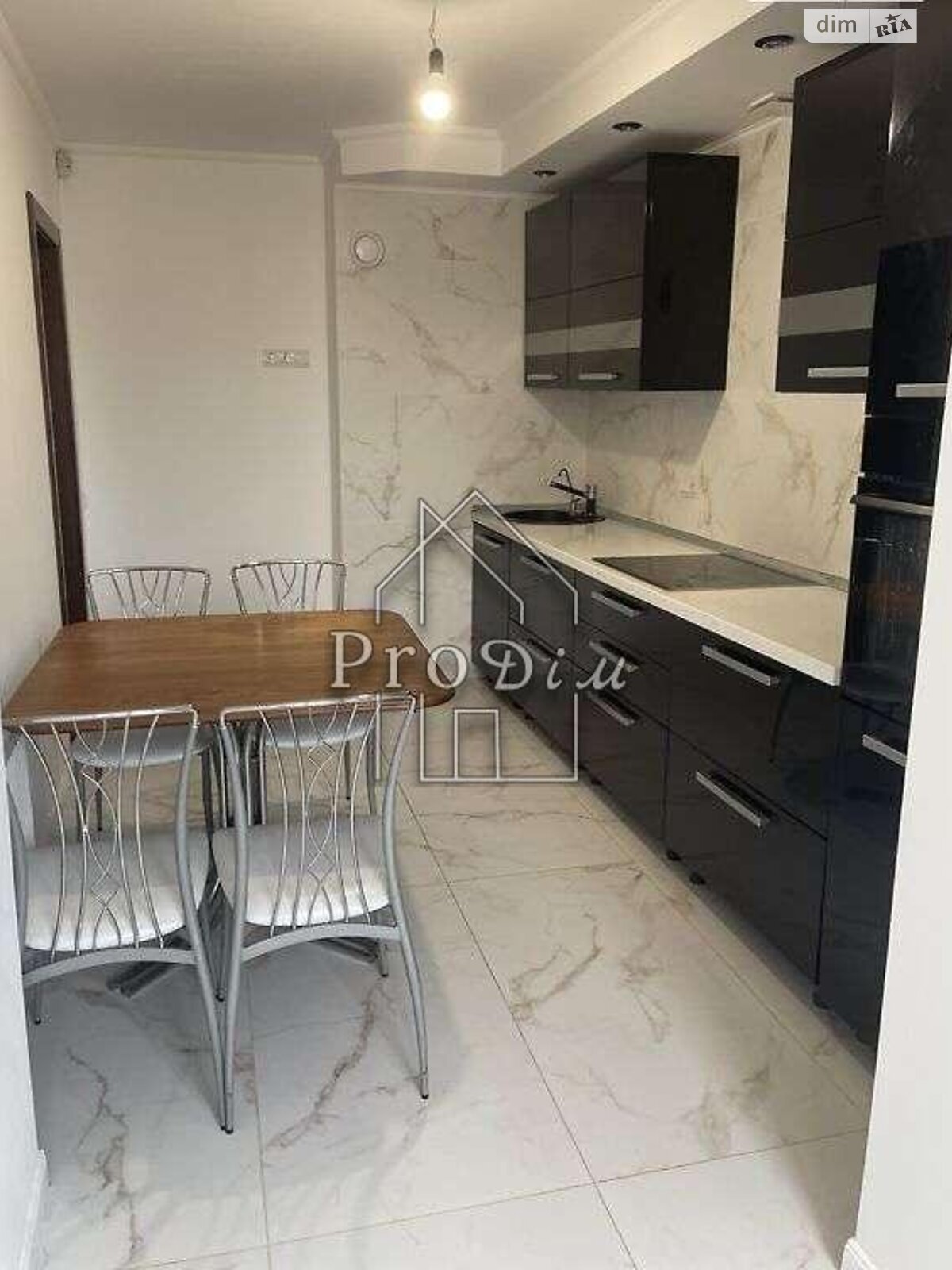Продаж трикімнатної квартири в Києві, на вул. Антоновича 122, район Голосіївський фото 1 Продаж трикімнатної квартири в Києві, на вул. Антоновича 122, район Голосіївський фото 1