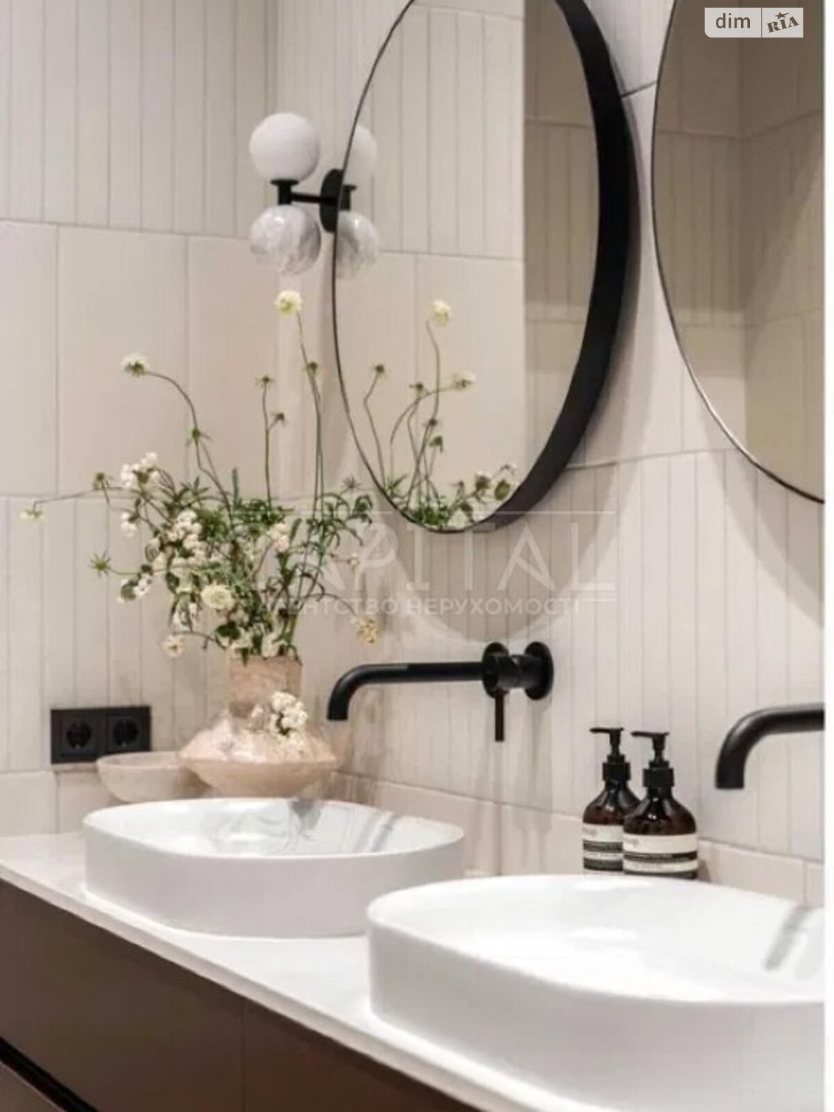 Продажа четырехкомнатной квартиры в Киеве, на ул. Архитектора Городецкого, район Печерский фото 1