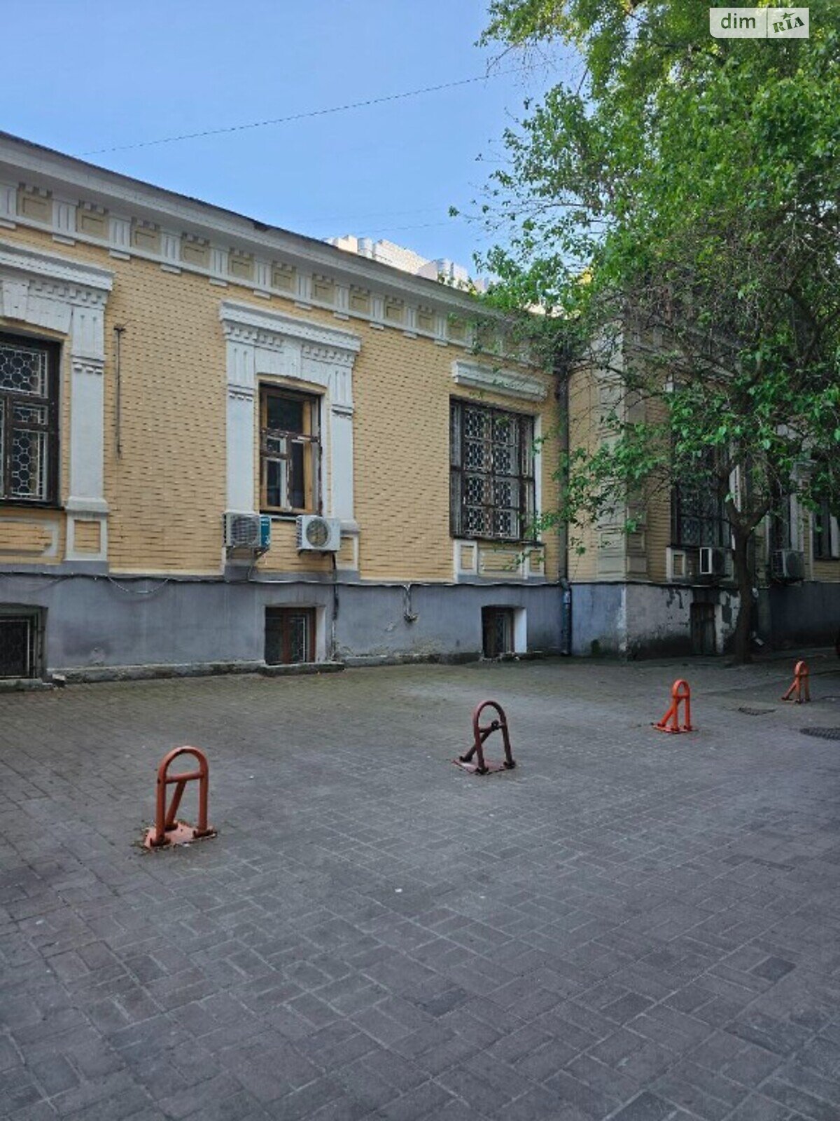 Продажа двухкомнатной квартиры в Киеве, на ул. Банковая 1/10, район Печерский фото 1 Продажа двухкомнатной квартиры в Киеве, на ул. Банковая 1/10, район Печерский фото 1