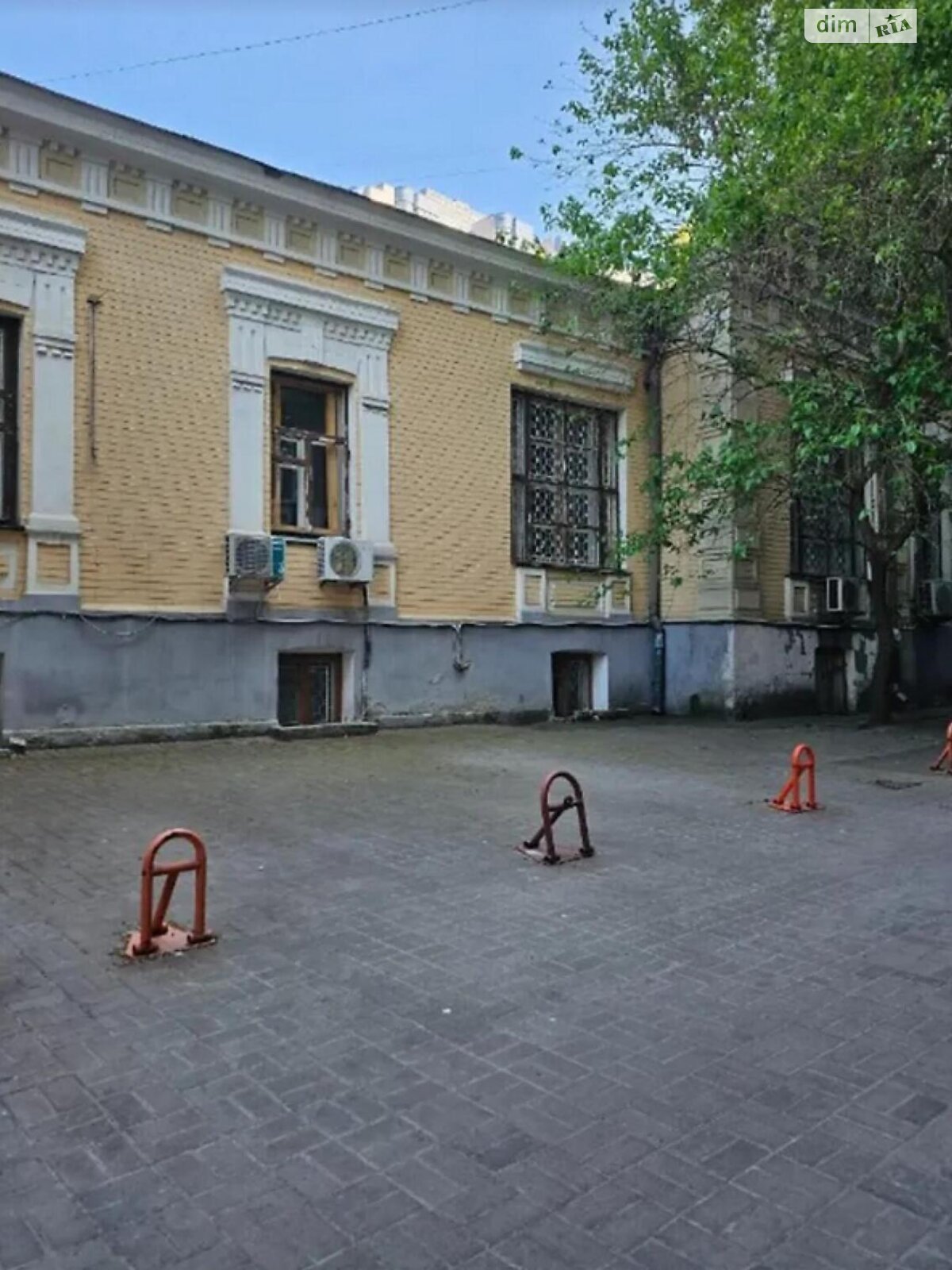 Продаж двокімнатної квартири в Києві, на вул. Банкова 1/10, район Печерський фото 1 Продаж двокімнатної квартири в Києві, на вул. Банкова 1/10, район Печерський фото 1