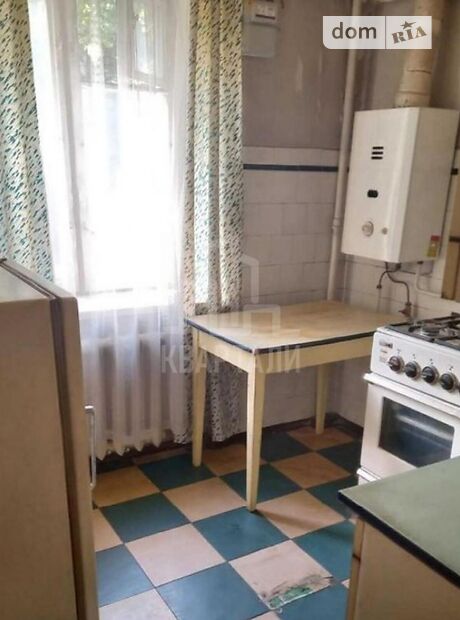Продажа двухкомнатной квартиры в Киеве, на ул. Бастионная 16 район Печерский фото 1 Продажа двухкомнатной квартиры в Киеве, на ул. Бастионная 16 район Печерский фото 1