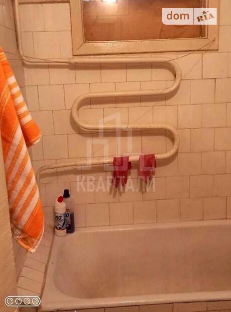 Продажа двухкомнатной квартиры в Киеве, на ул. Бастионная 16 район Печерский фото 1 Продажа двухкомнатной квартиры в Киеве, на ул. Бастионная 16 район Печерский фото 1