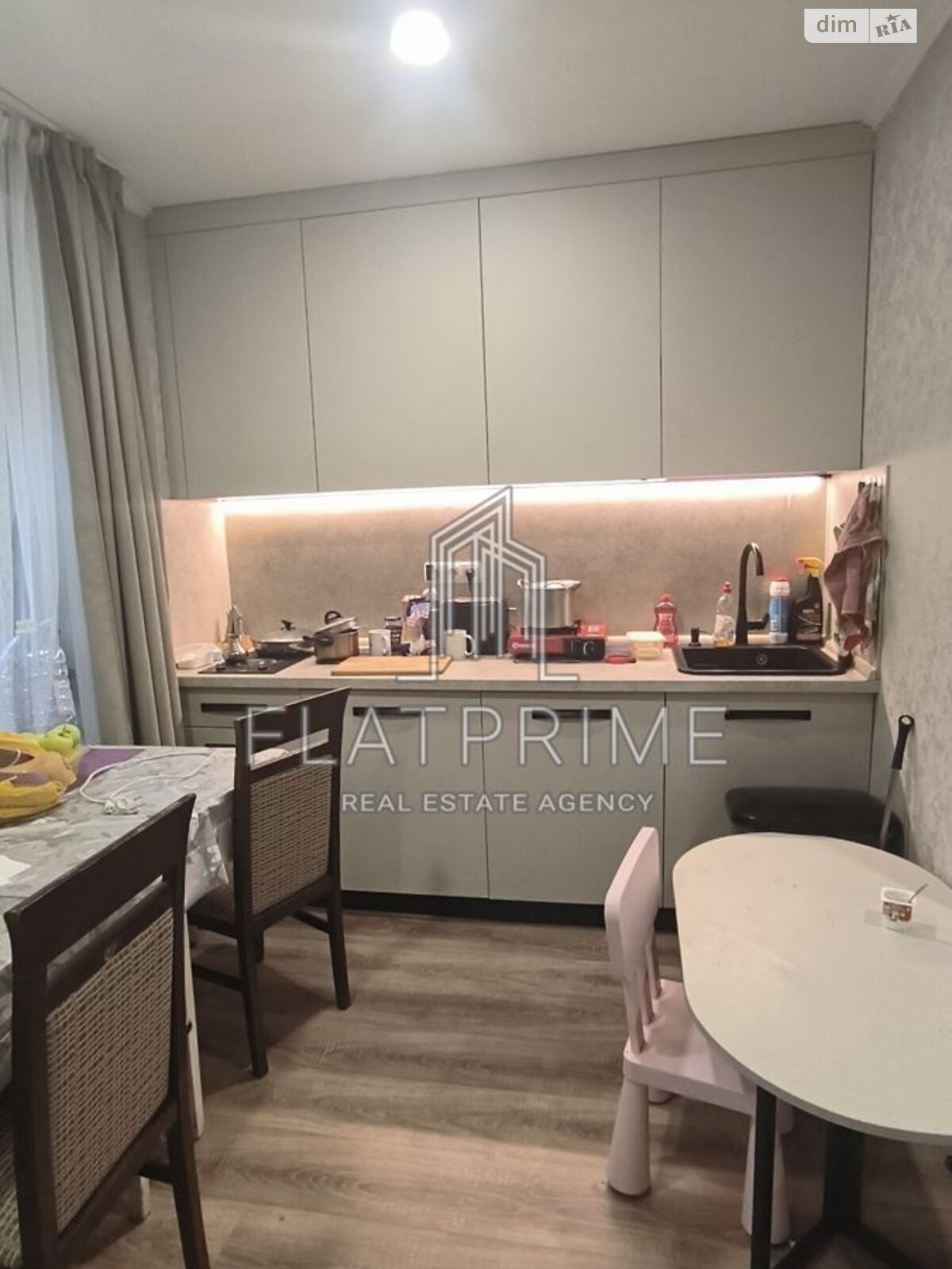 Продажа двухкомнатной квартиры в Киеве, на ул. Бастионная 10, район Печерский фото 1 Продажа двухкомнатной квартиры в Киеве, на ул. Бастионная 10, район Печерский фото 1