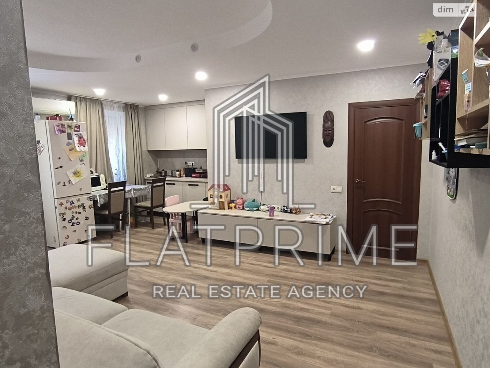 Продажа двухкомнатной квартиры в Киеве, на ул. Бастионная 10, район Печерский фото 1 Продажа двухкомнатной квартиры в Киеве, на ул. Бастионная 10, район Печерский фото 1