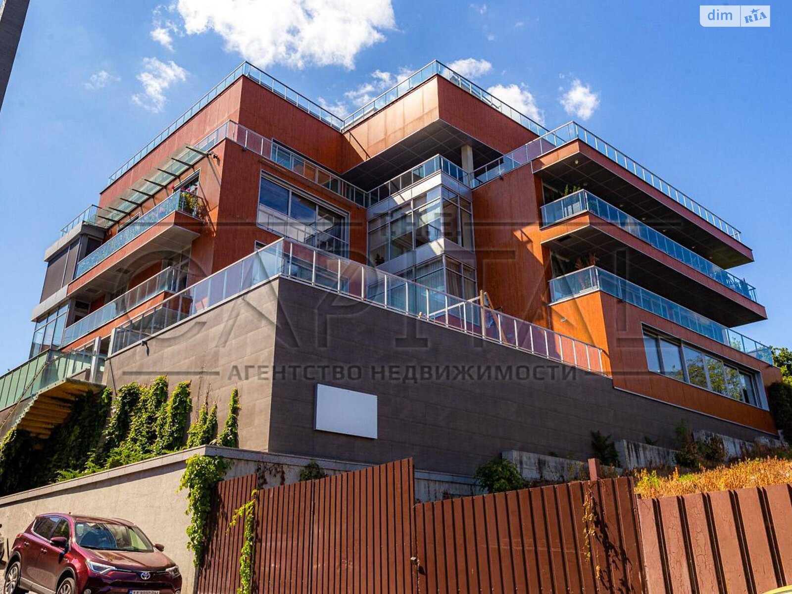 Продажа пятикомнатной квартиры в Киеве, на пер. Болсуновский, район Печерский фото 1 Продажа пятикомнатной квартиры в Киеве, на пер. Болсуновский, район Печерский фото 1