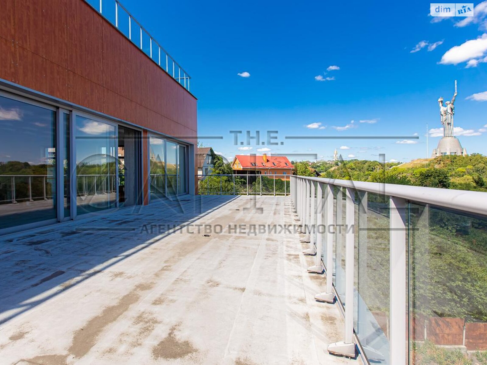 Продажа пятикомнатной квартиры в Киеве, на пер. Болсуновский, район Печерский фото 1 Продажа пятикомнатной квартиры в Киеве, на пер. Болсуновский, район Печерский фото 1
