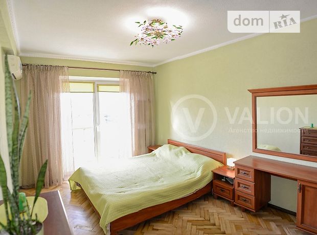 Продажа трехкомнатной квартиры в Киеве, на ул. Большая Васильковская 145/1, район Печерский фото 1 Продажа трехкомнатной квартиры в Киеве, на ул. Большая Васильковская 145/1, район Печерский фото 1
