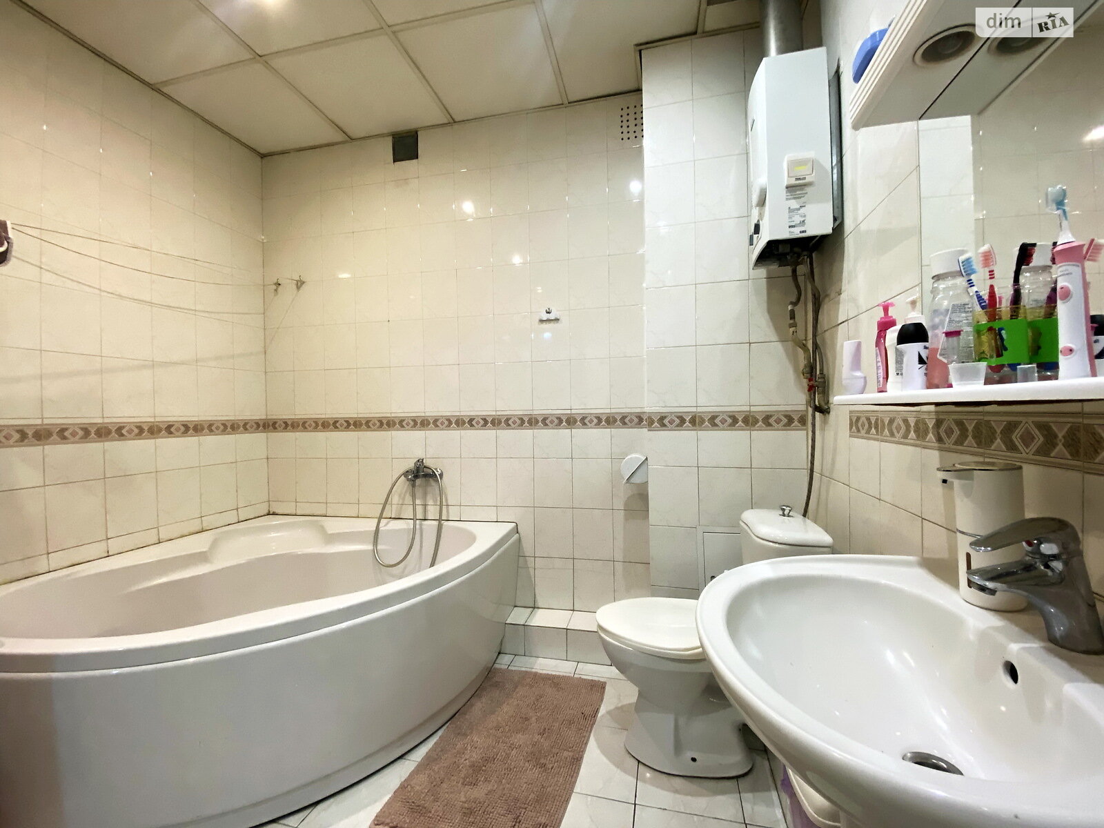 Продажа двухкомнатной квартиры в Киеве, на ул. Большая Васильковская 71, район Печерский фото 1 Продажа двухкомнатной квартиры в Киеве, на ул. Большая Васильковская 71, район Печерский фото 1