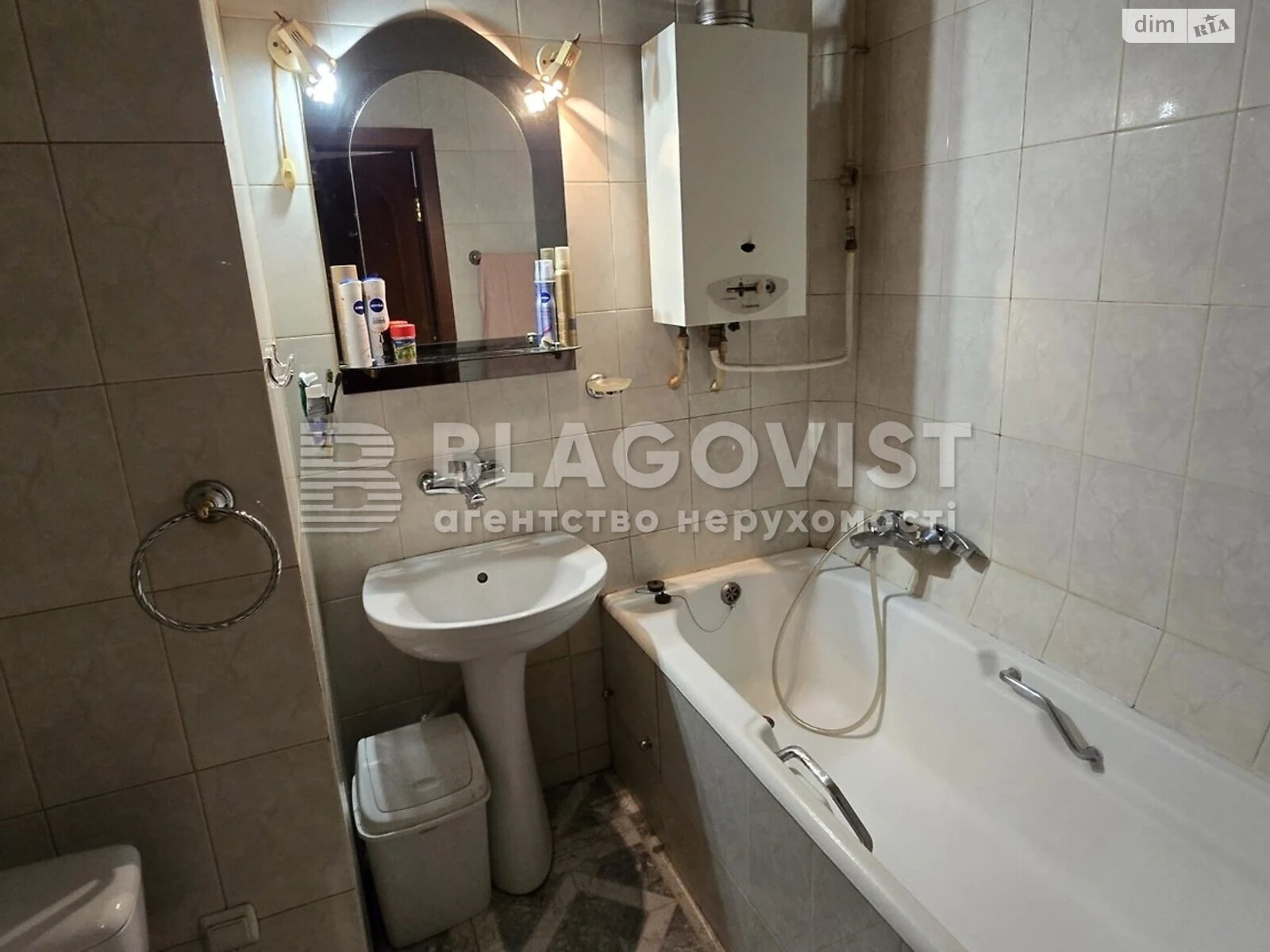 Продажа четырехкомнатной квартиры в Киеве, на ул. Большая Васильковская 42, район Печерский фото 1