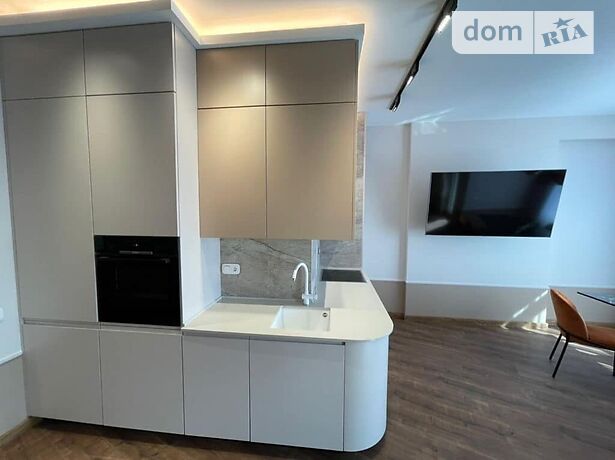 Продажа четырехкомнатной квартиры в Киеве, на ул. Бусловская 12, район Печерский фото 1 Продажа четырехкомнатной квартиры в Киеве, на ул. Бусловская 12, район Печерский фото 1