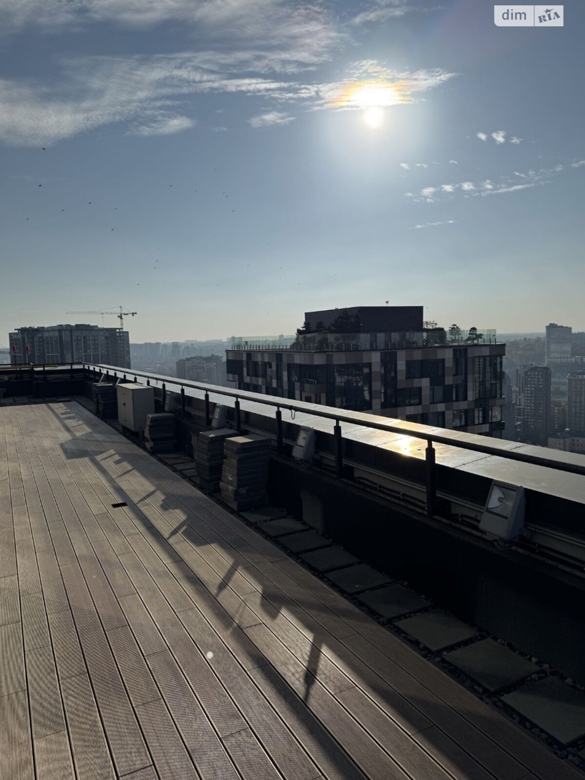 Продаж трикімнатної квартири в Києві, на вул. Ділова 1/2, район Печерський фото 1 Продаж трикімнатної квартири в Києві, на вул. Ділова 1/2, район Печерський фото 1