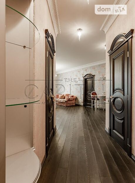 Продажа трехкомнатной квартиры в Киеве, на ул. Драгомирова 9, район Печерский фото 1 Продажа трехкомнатной квартиры в Киеве, на ул. Драгомирова 9, район Печерский фото 1