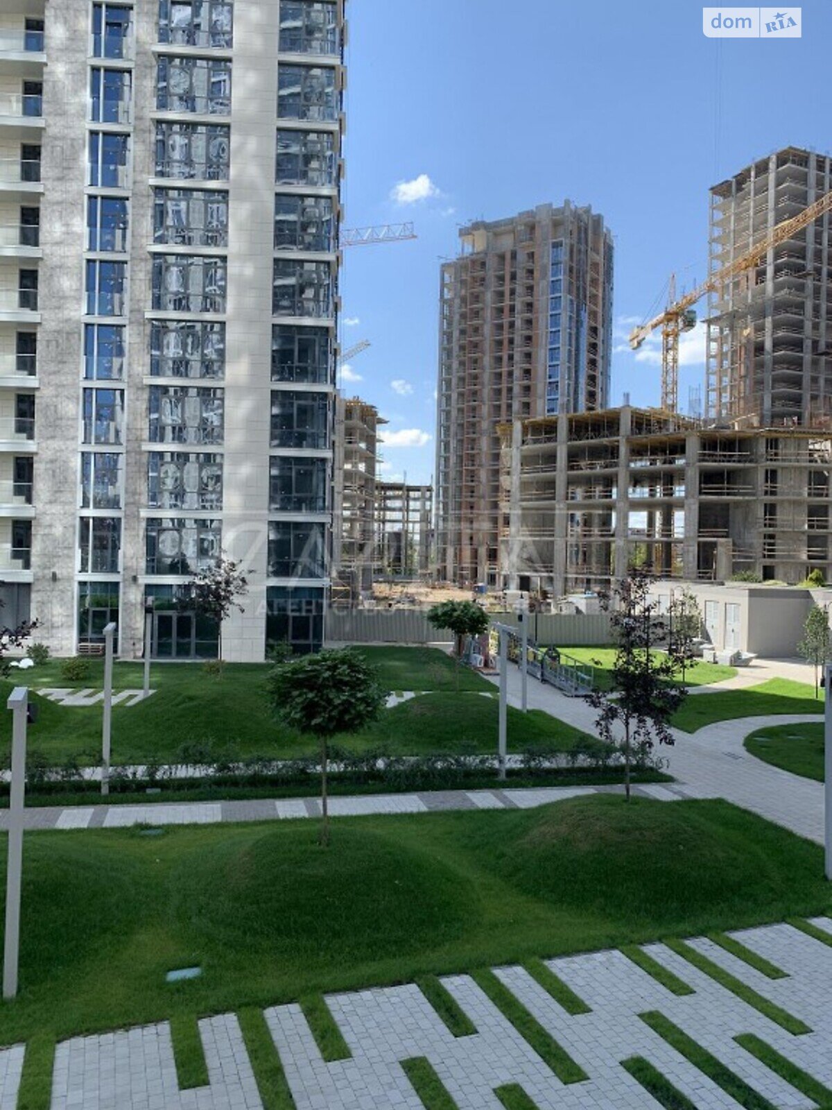 Продаж п`ятикімнатної квартири в Києві, на вул. Андрія Верхогляда, район Печерський фото 1 Продаж п`ятикімнатної квартири в Києві, на вул. Андрія Верхогляда, район Печерський фото 1