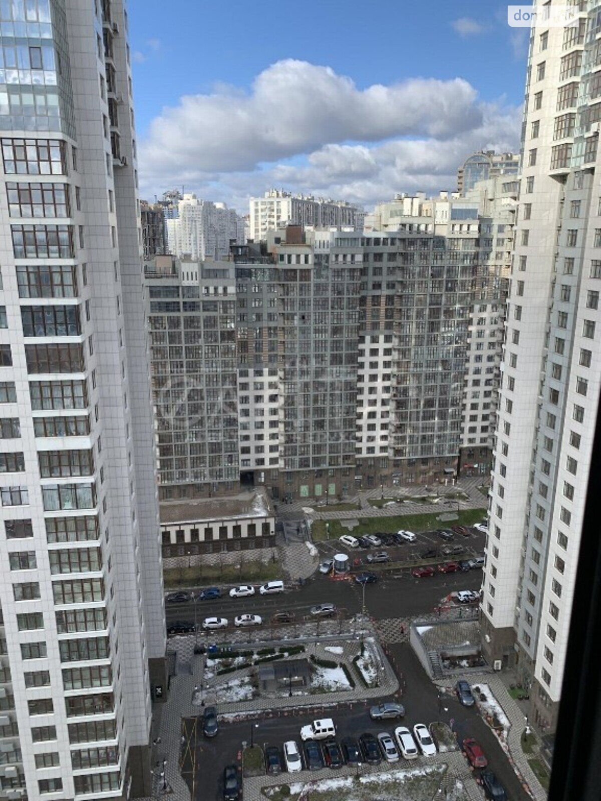Продаж чотирикімнатної квартири в Києві, на вул. Андрія Верхогляда 17В, район Печерський фото 1 Продаж чотирикімнатної квартири в Києві, на вул. Андрія Верхогляда 17В, район Печерський фото 1