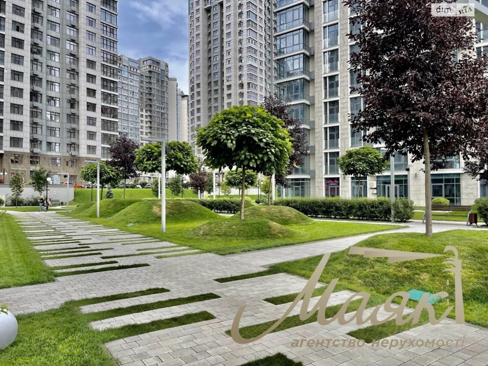 Продаж трикімнатної квартири в Києві, на вул. Андрія Верхогляда 19А, район Печерський фото 1 Продаж трикімнатної квартири в Києві, на вул. Андрія Верхогляда 19А, район Печерський фото 1