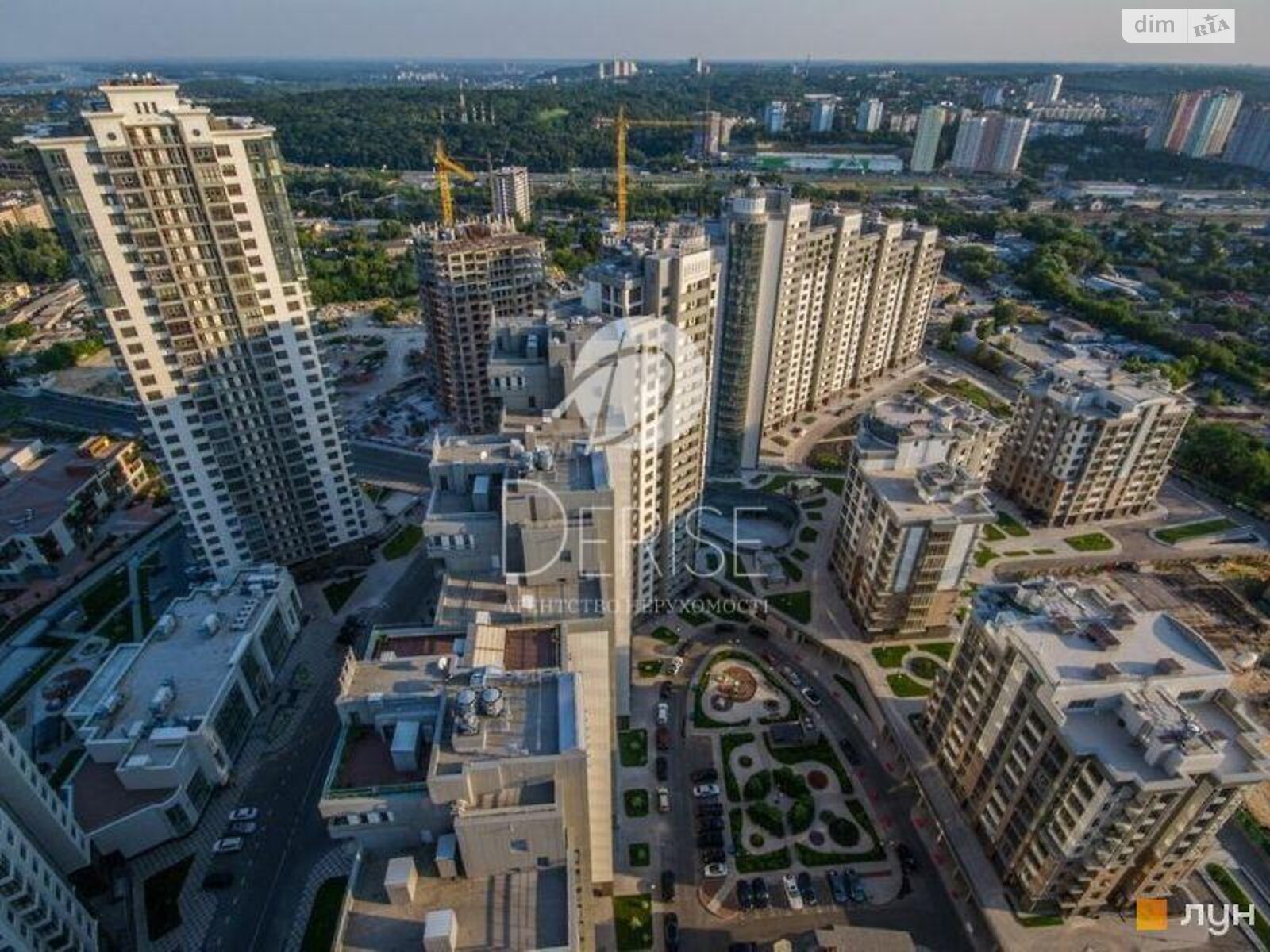 Продаж чотирикімнатної квартири в Києві, на вул. Андрія Верхогляда, район Печерський фото 1 Продаж чотирикімнатної квартири в Києві, на вул. Андрія Верхогляда, район Печерський фото 1