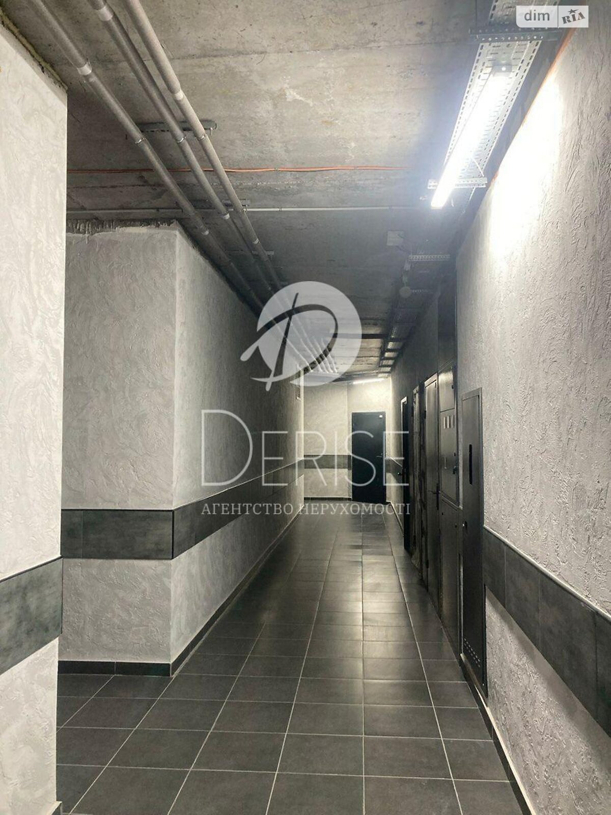 Продаж трикімнатної квартири в Києві, на вул. Андрія Верхогляда 14А, район Печерський фото 1 Продаж трикімнатної квартири в Києві, на вул. Андрія Верхогляда 14А, район Печерський фото 1