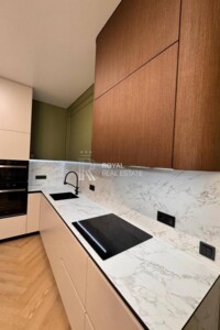 Продажа двухкомнатной квартиры в Киеве, на ул. Андрея Верхогляда 4Б, район Печерский фото 2