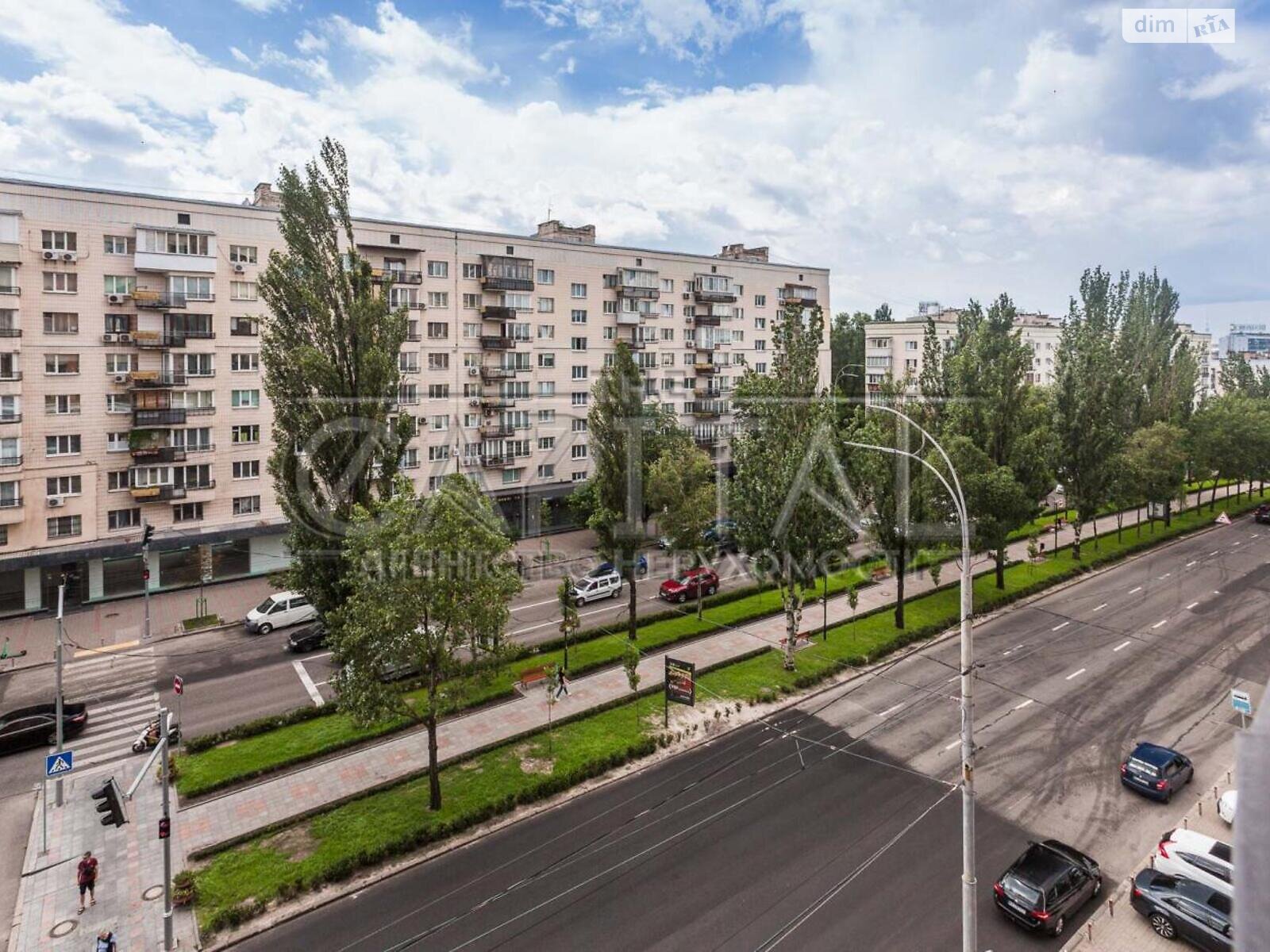 Продажа трехкомнатной квартиры в Киеве, на бул. Леси Украинки 7А, район Печерский фото 1