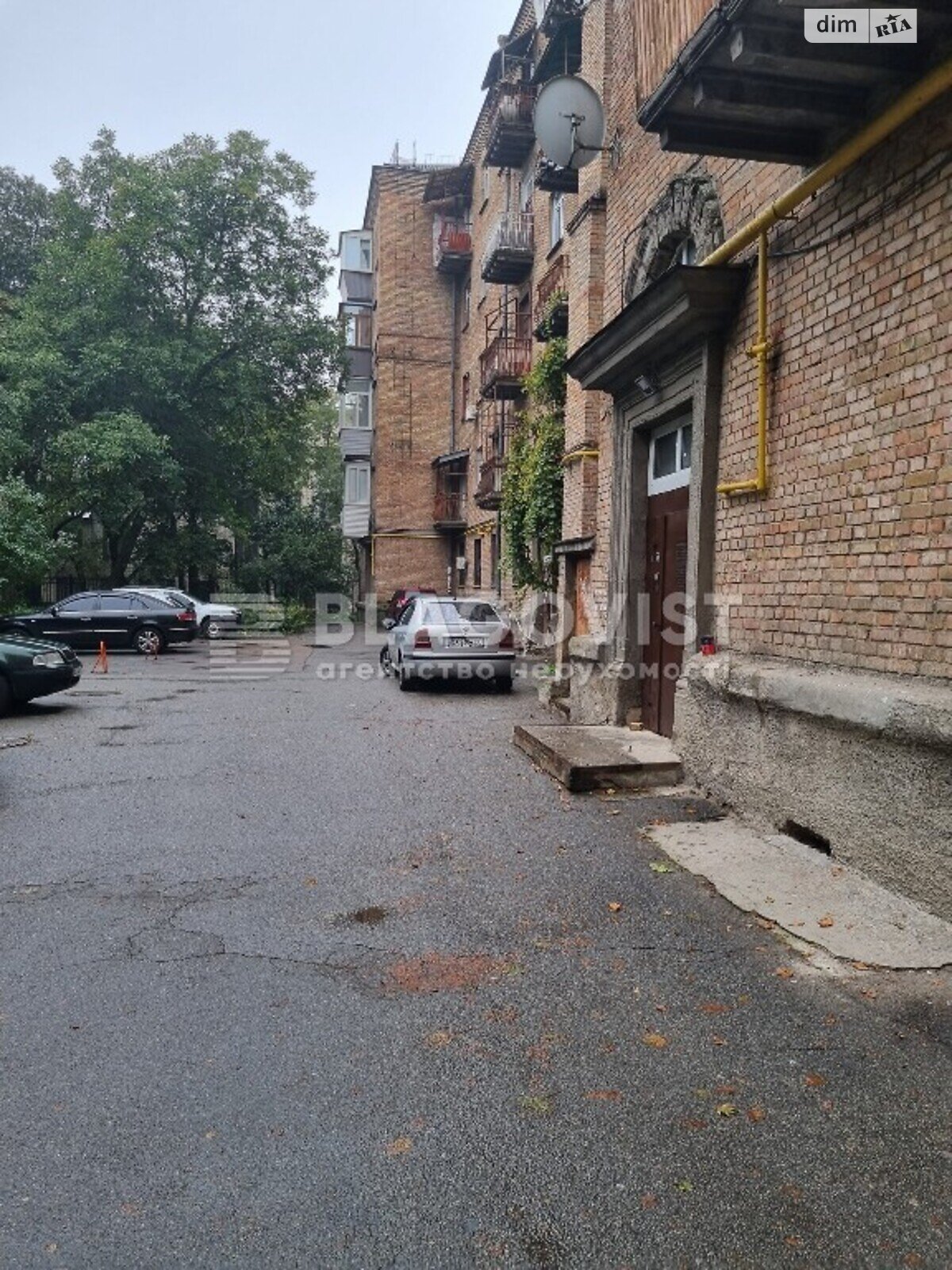 Продажа двухкомнатной квартиры в Киеве, на ул. Генерала Алмазова 52, район Печерский фото 1
